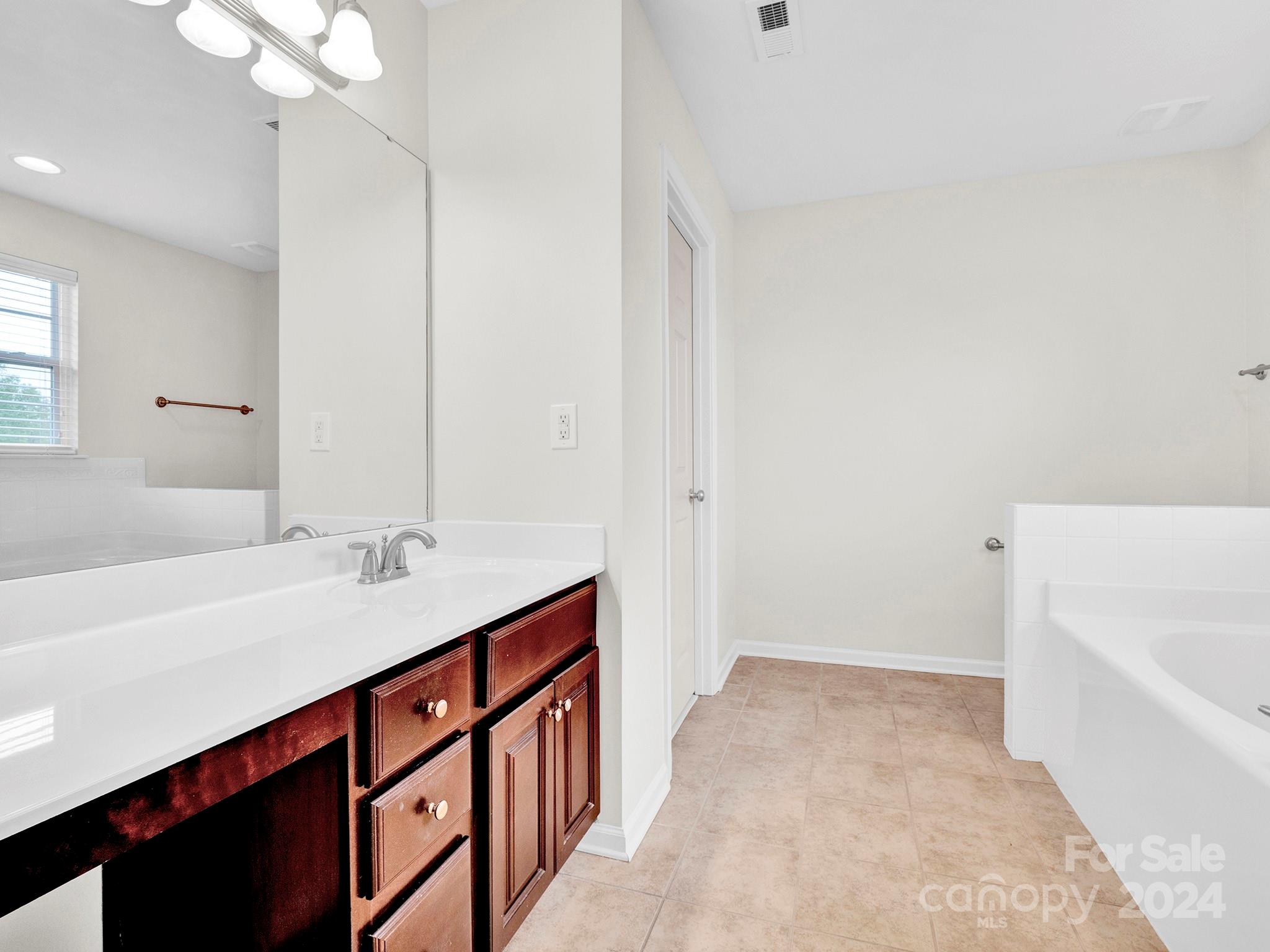 Wellsley Ford - Residential