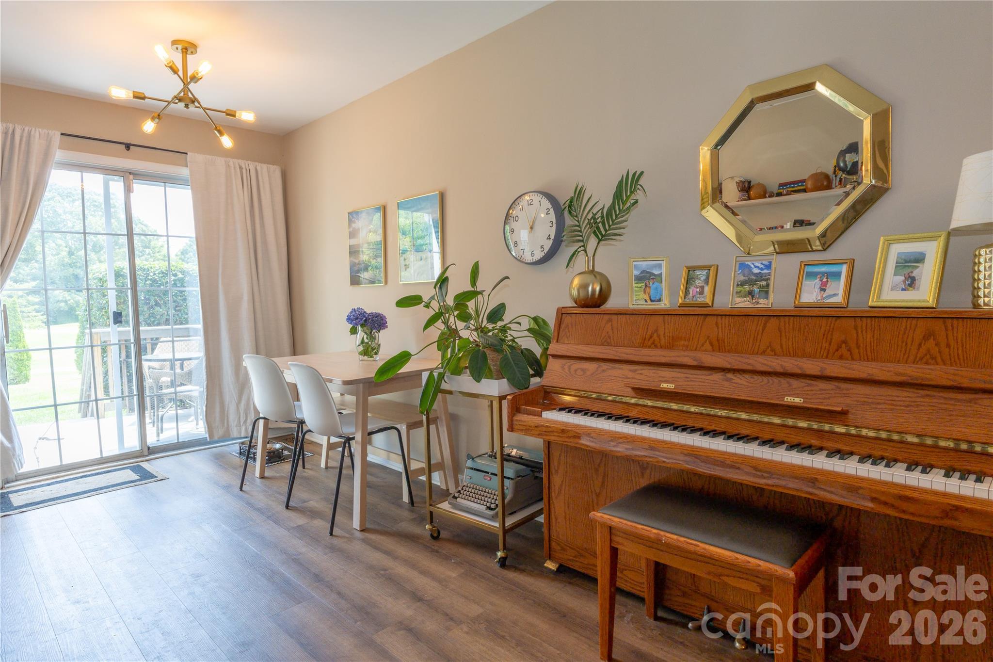 Crestview I - Residential