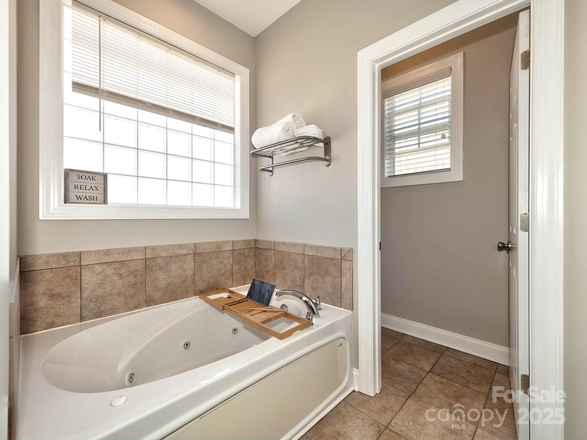 Stoneridge Lakes - Residential