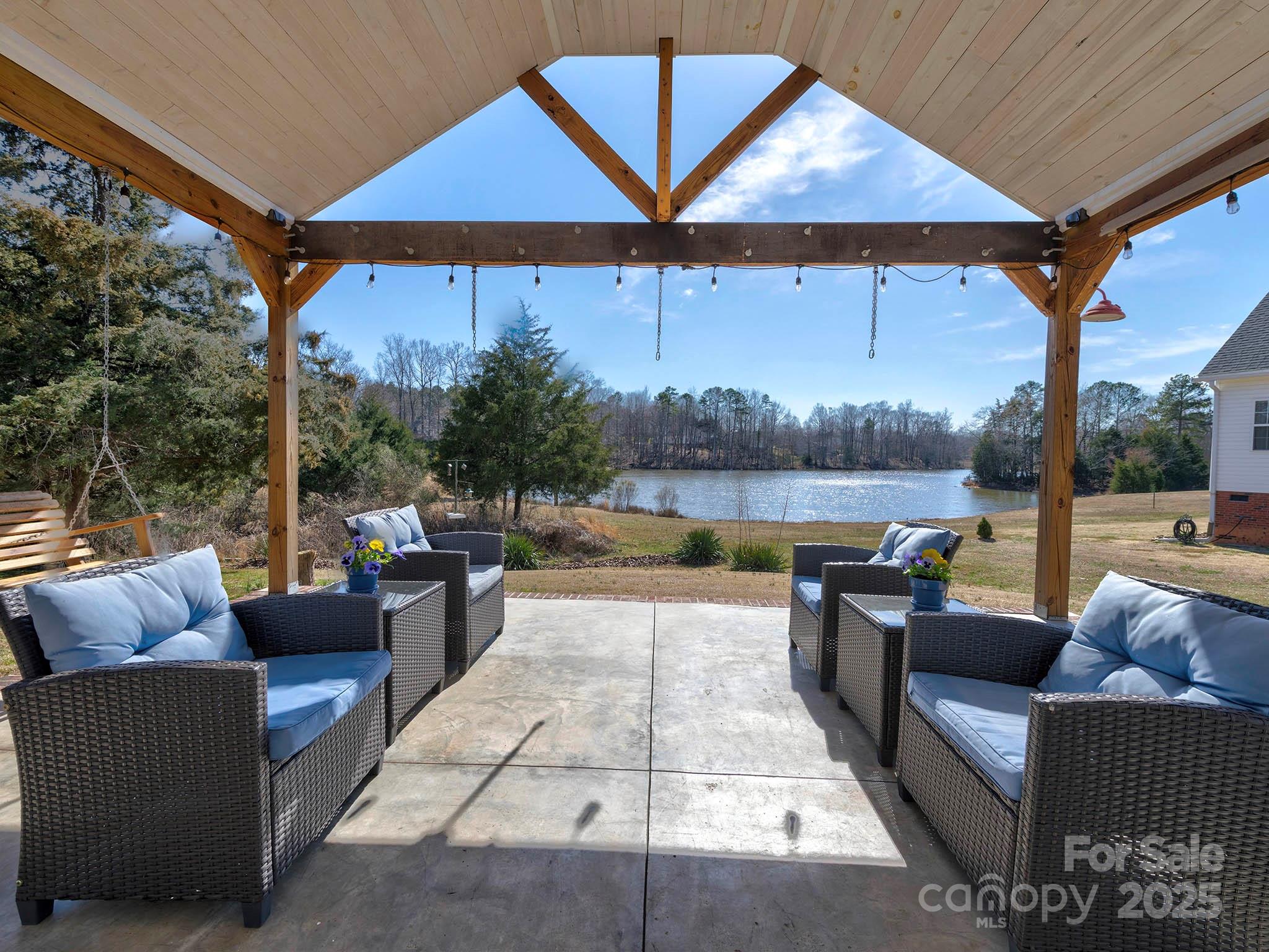 Stoneridge Lakes - Residential