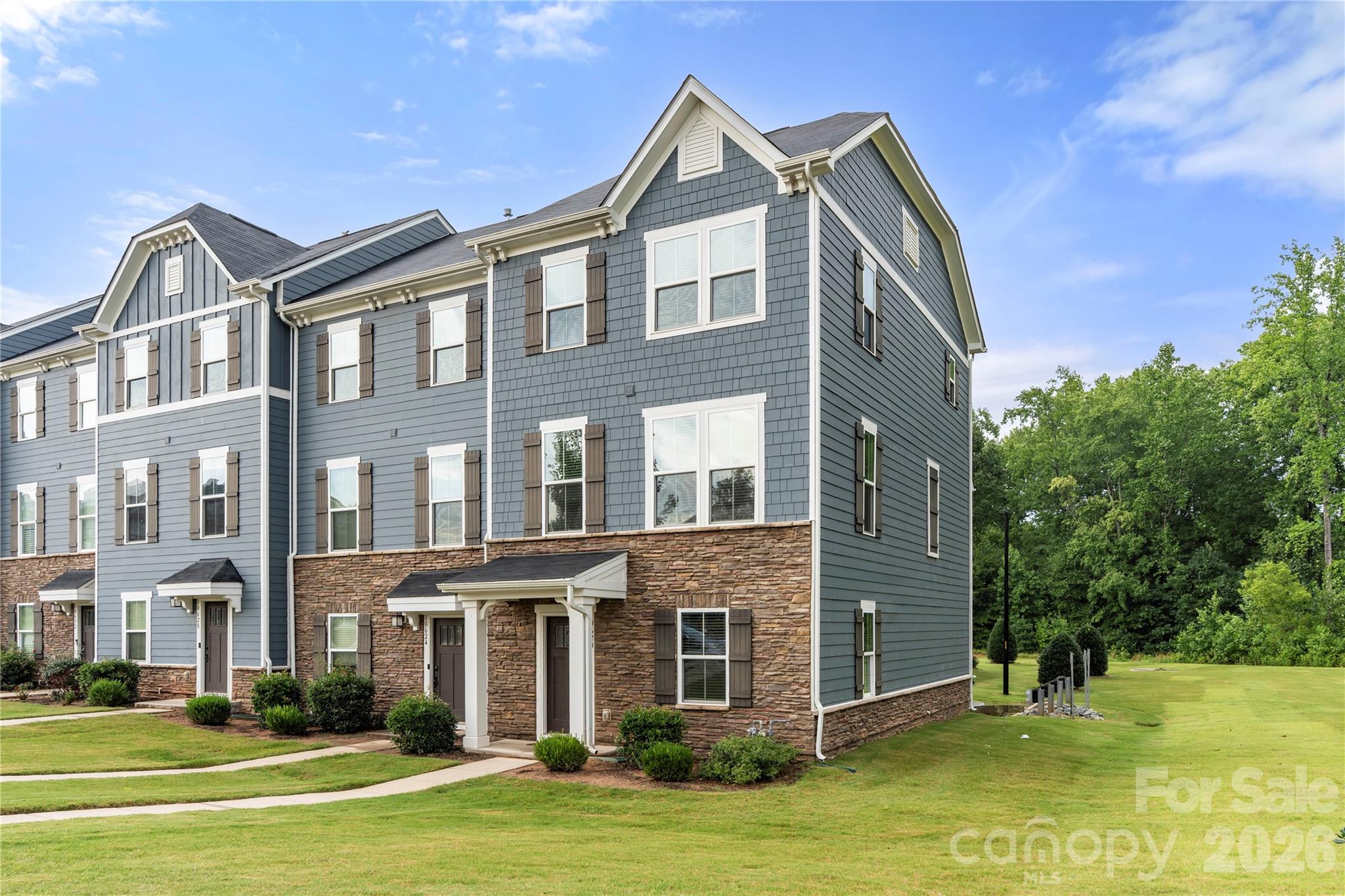 Riverbend Towns - Residential