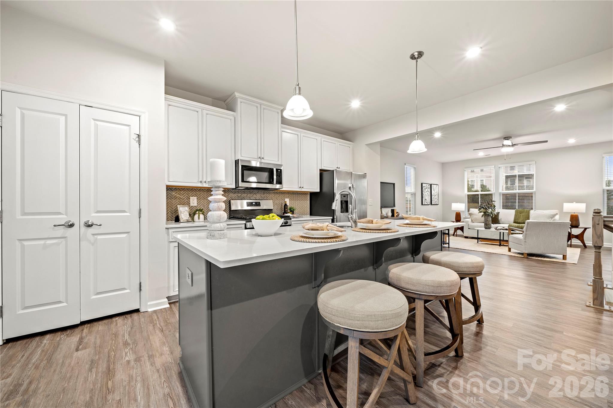 Riverbend Towns - Residential