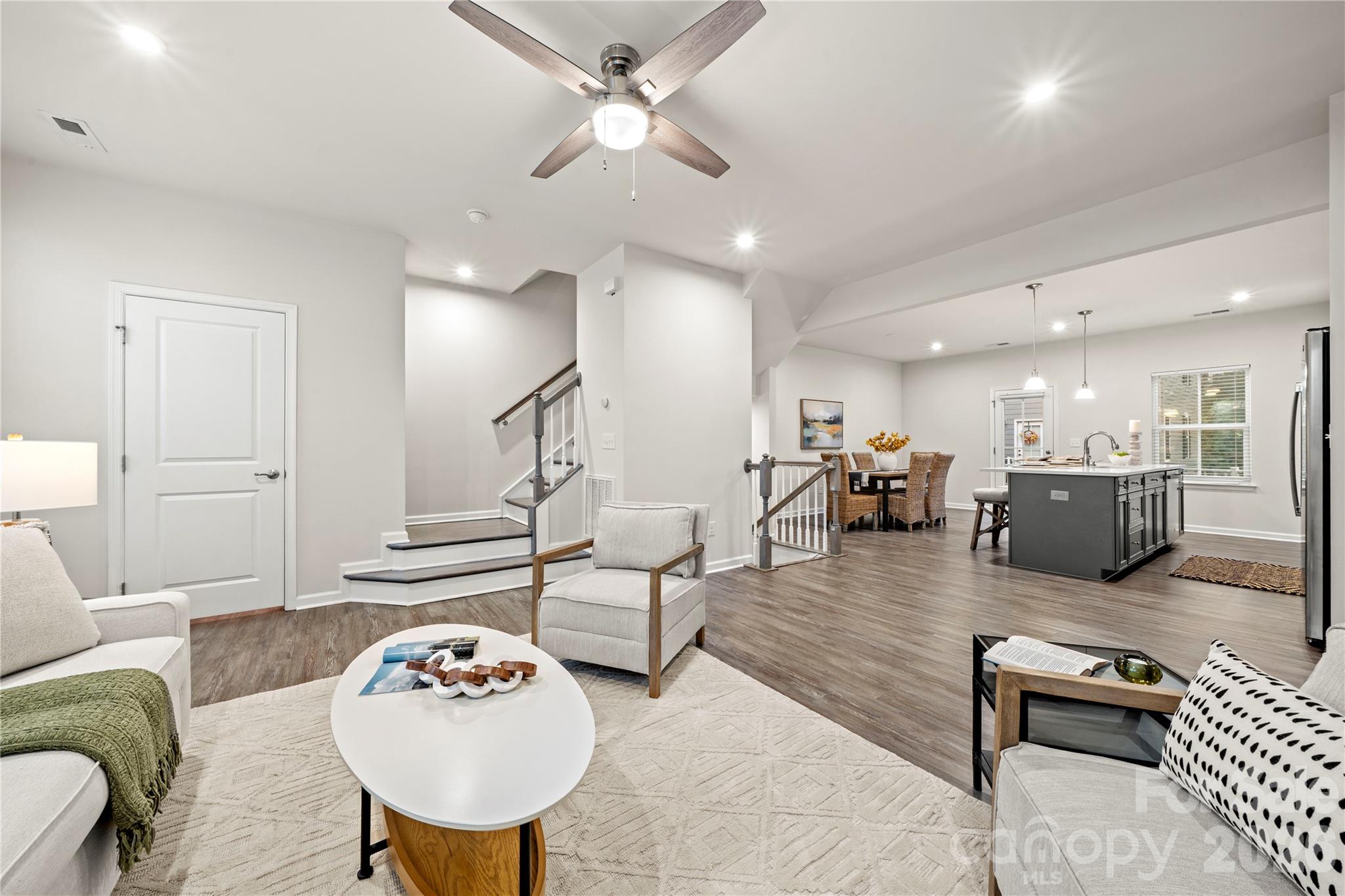Riverbend Towns - Residential