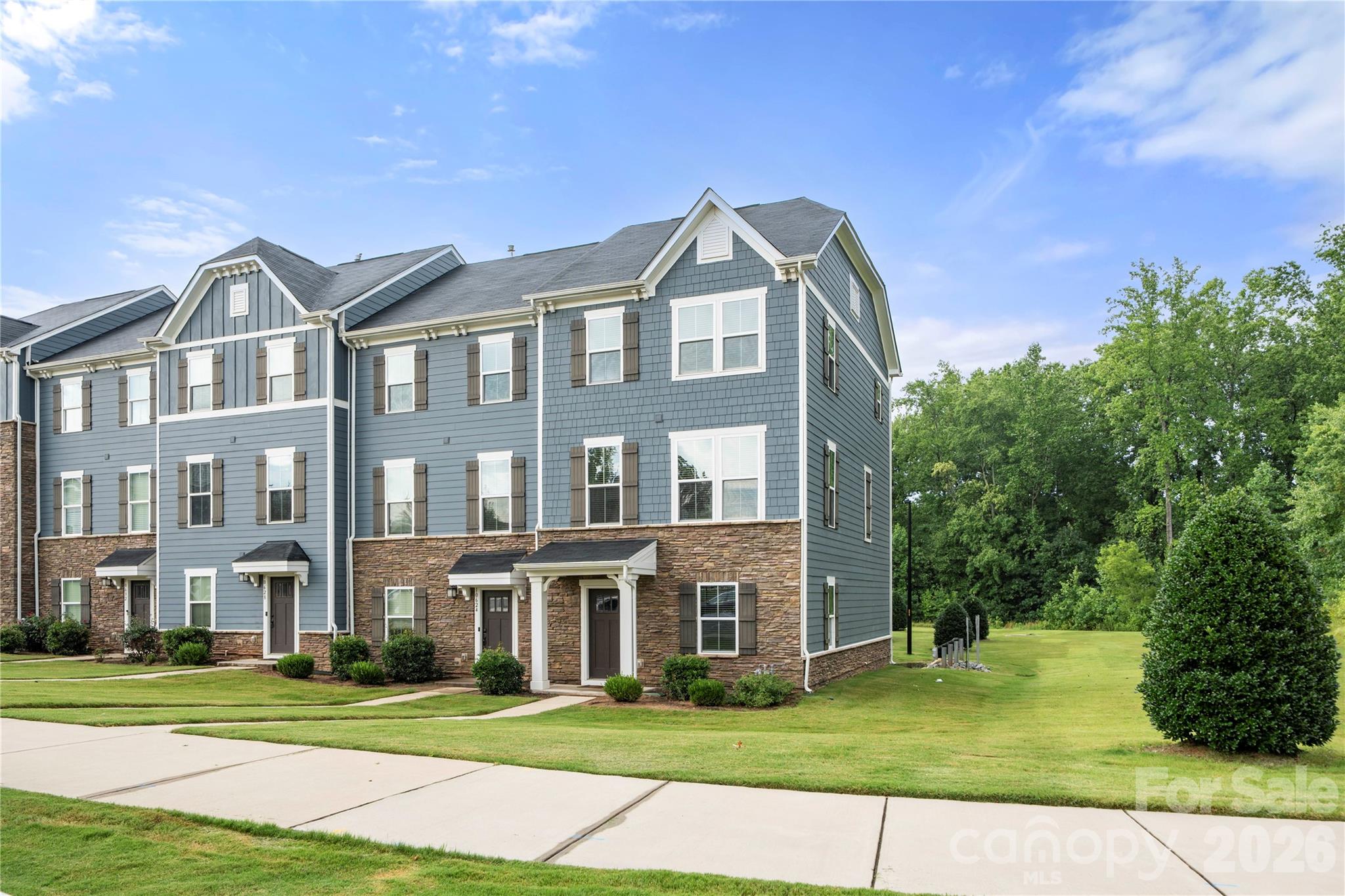 Riverbend Towns - Residential