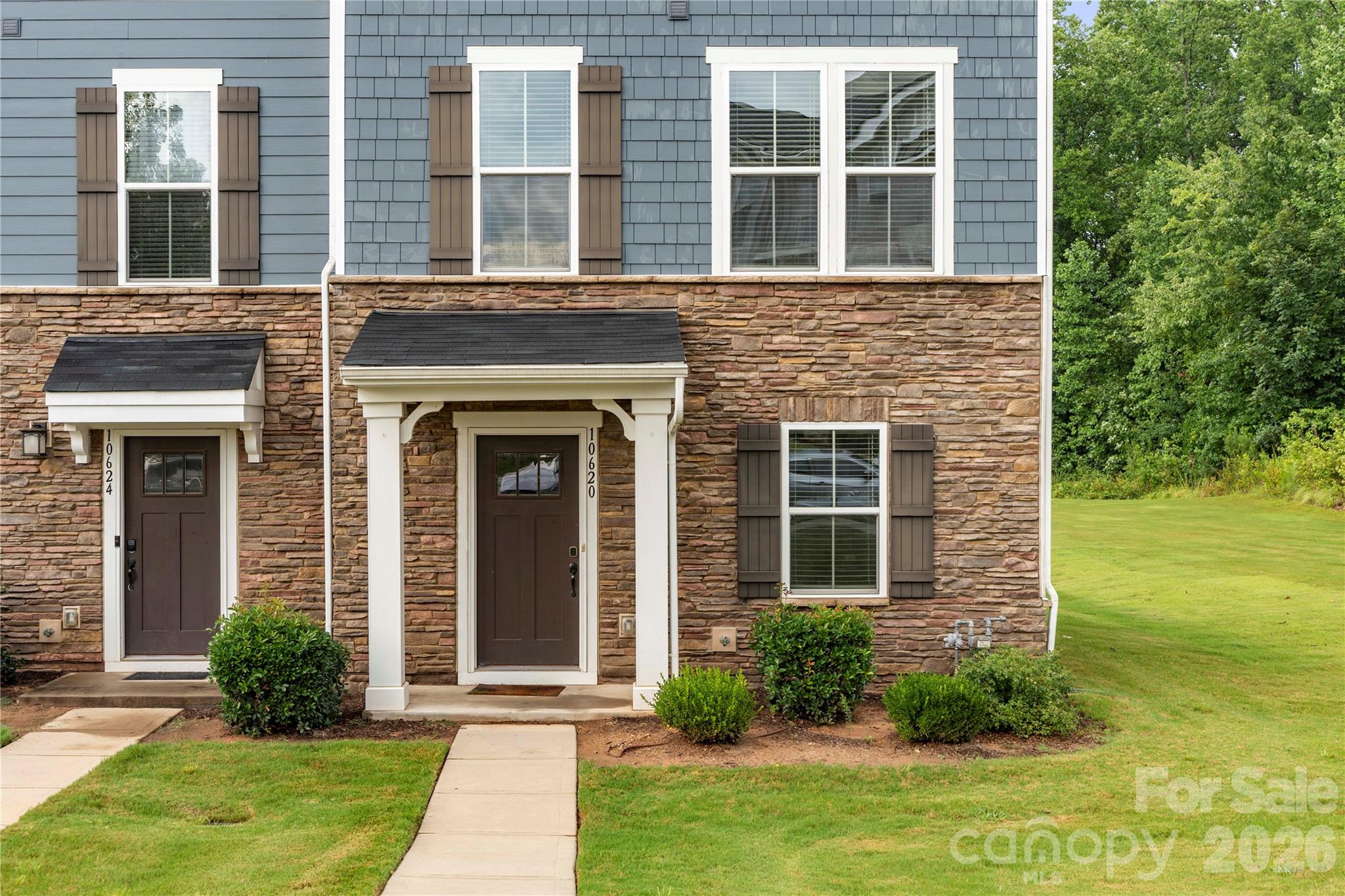 Riverbend Towns - Residential
