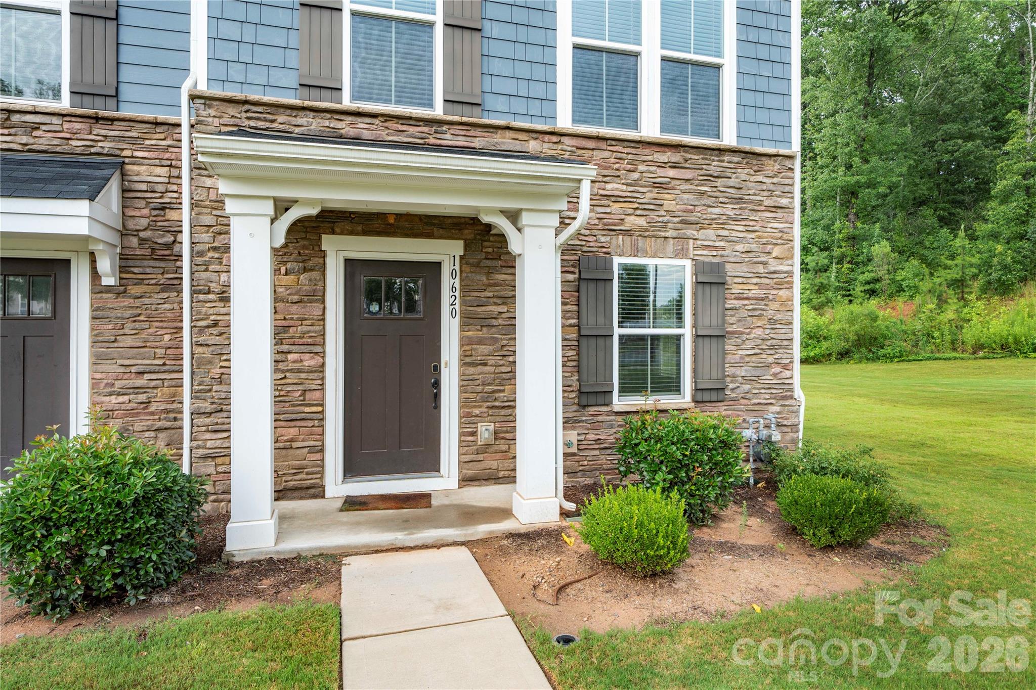 Riverbend Towns - Residential