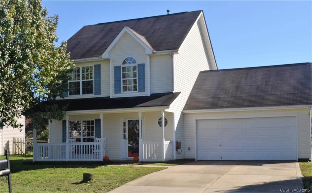 Beautiful home on .25acre lot close to Sun Valley schools, restaurants, Sun Valley theater and 485. Home has invisible fence and playhouse. This beautiful home is ready to move in with new paint throughout new stove and microwave. Family room has fireplace and lots of room. Master is very spacious with a huge walk-in closet  and impressive master bath. Nice rocking chair front porch and patio in back.