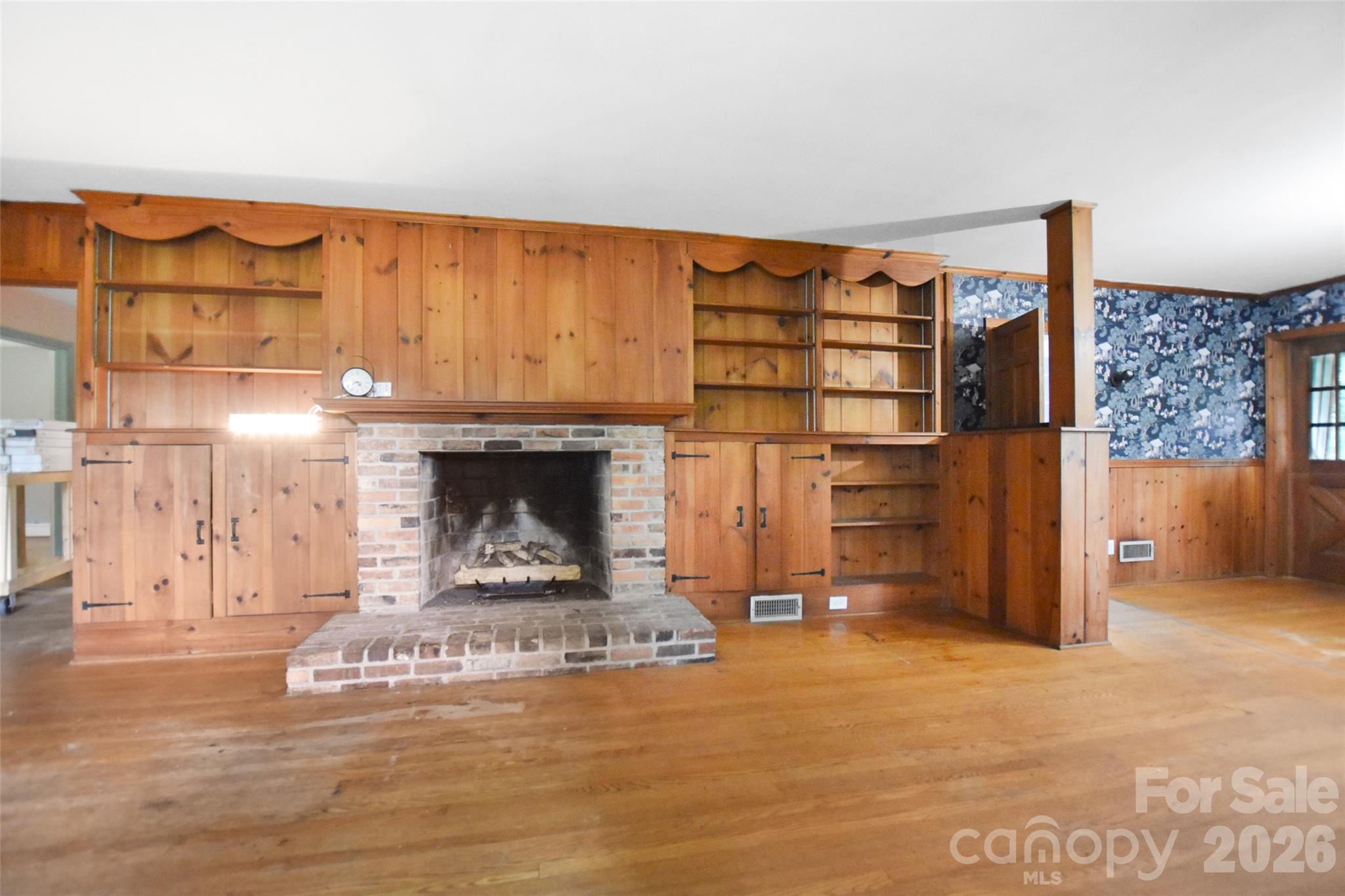 Hillcrest - Residential