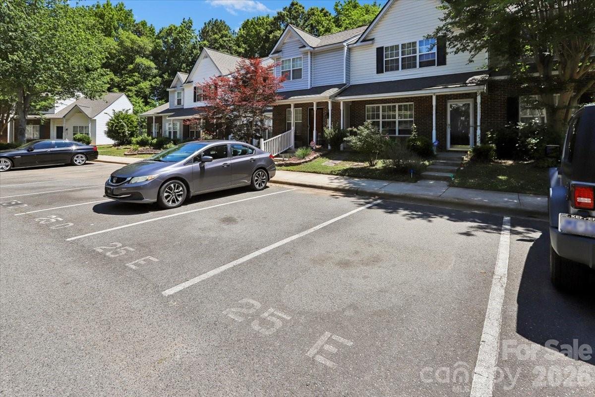 The Landing at Hickory Grove - Residential