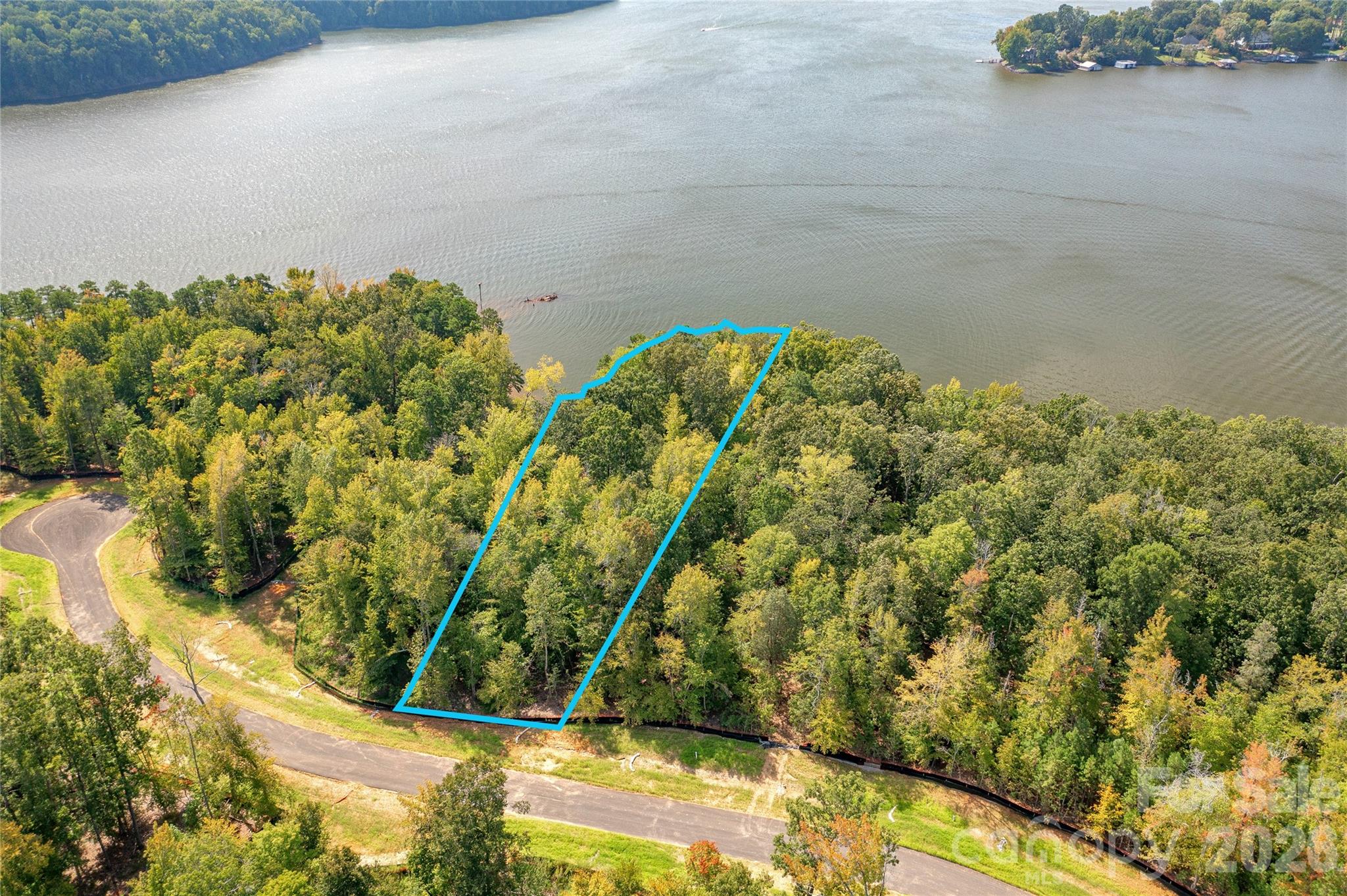 McLean - South Shore - Land