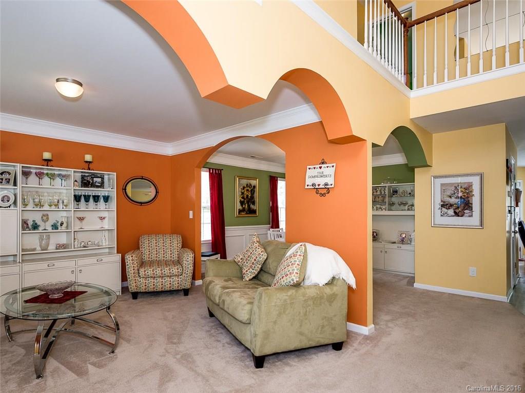 Sandy Pointe - Residential