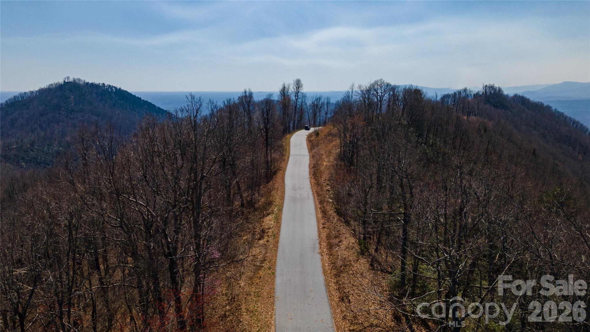 Queens Gap - Land