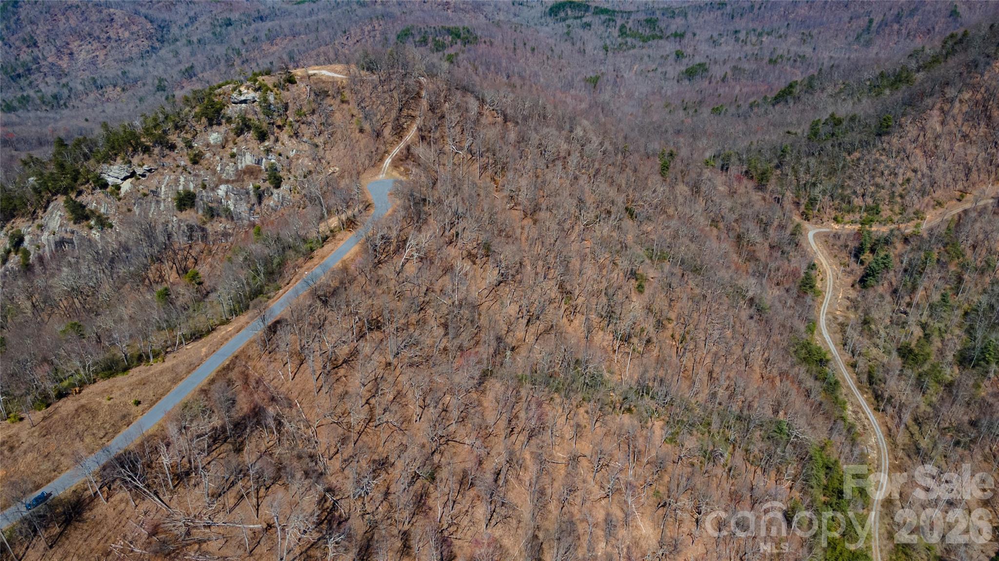 Queens Gap - Land
