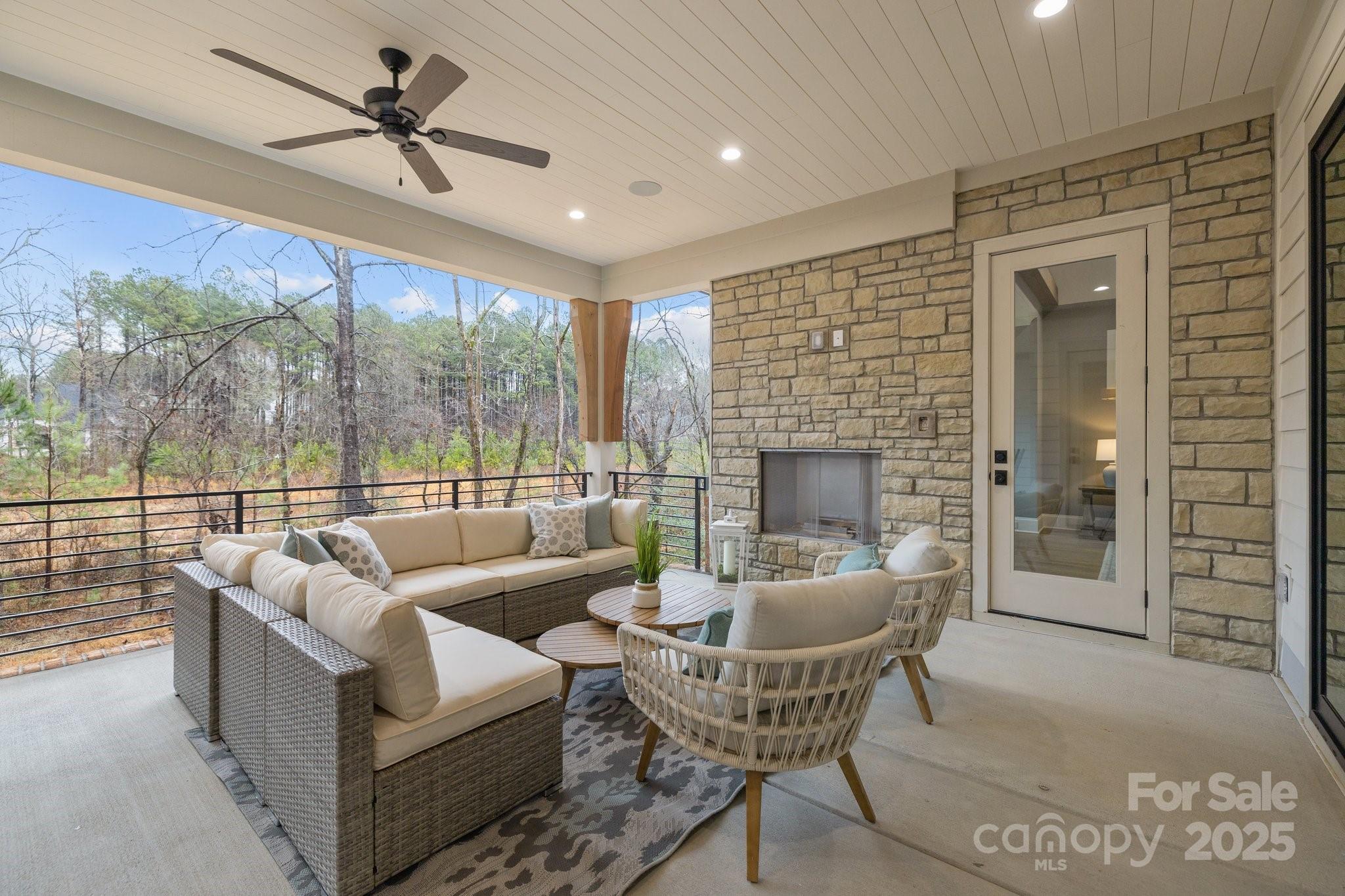 Riverchase Estates - Residential