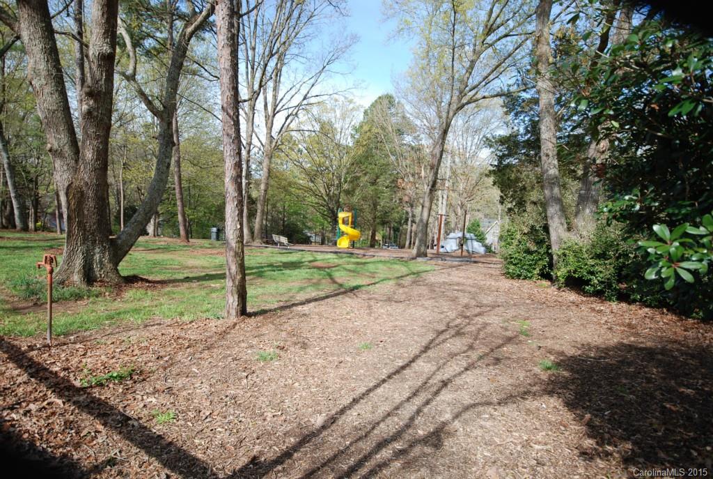 Tega Cay - Land