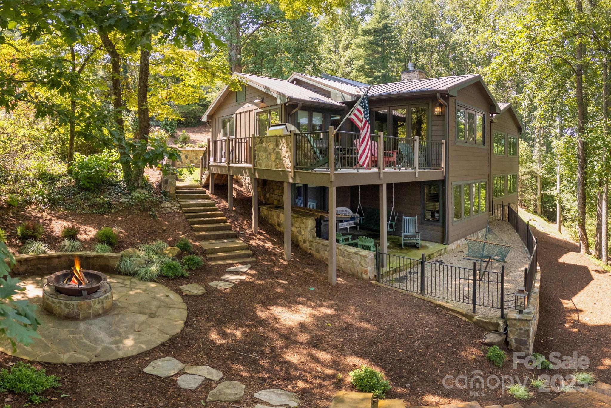 Apple Hill - Residential