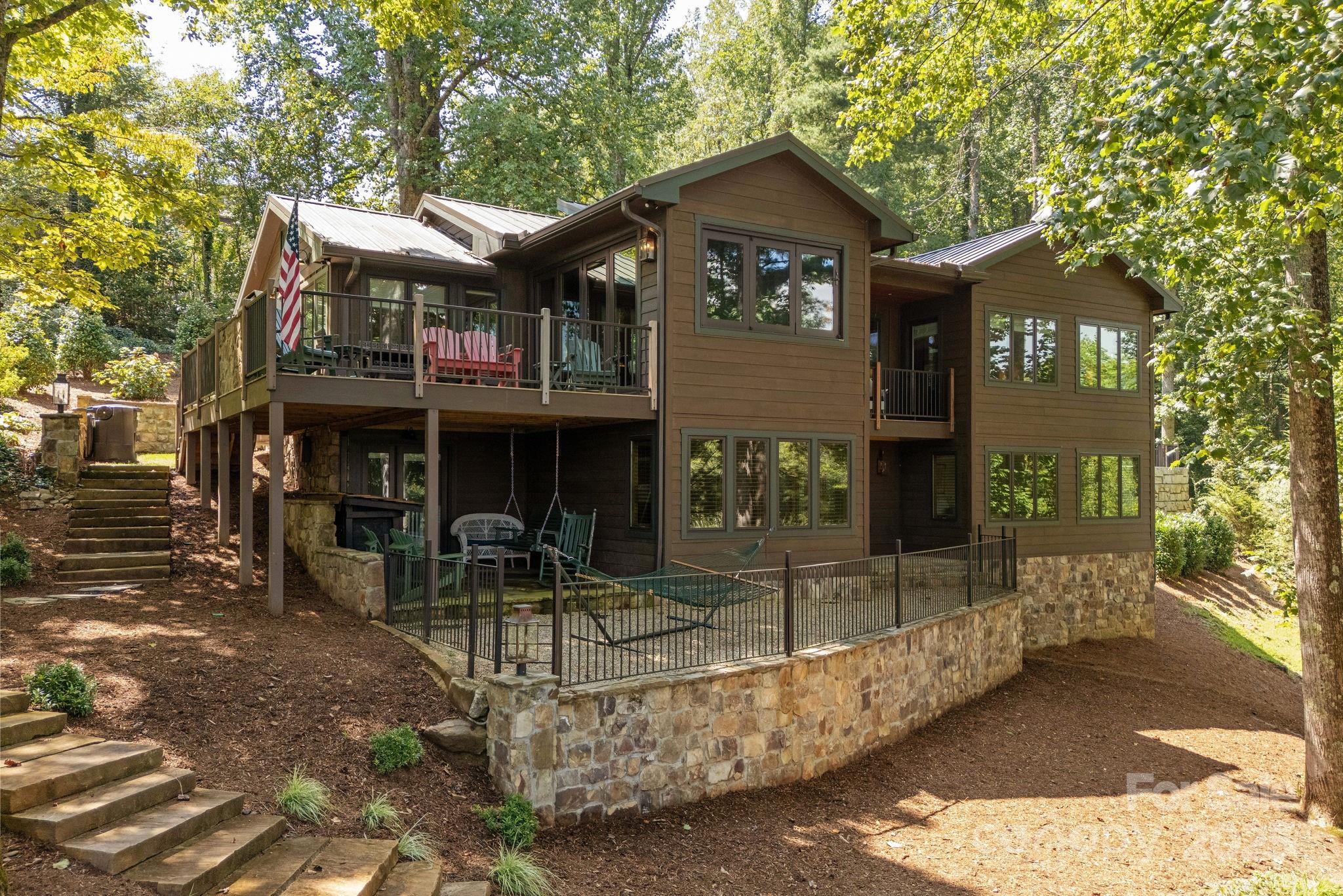 Apple Hill - Residential