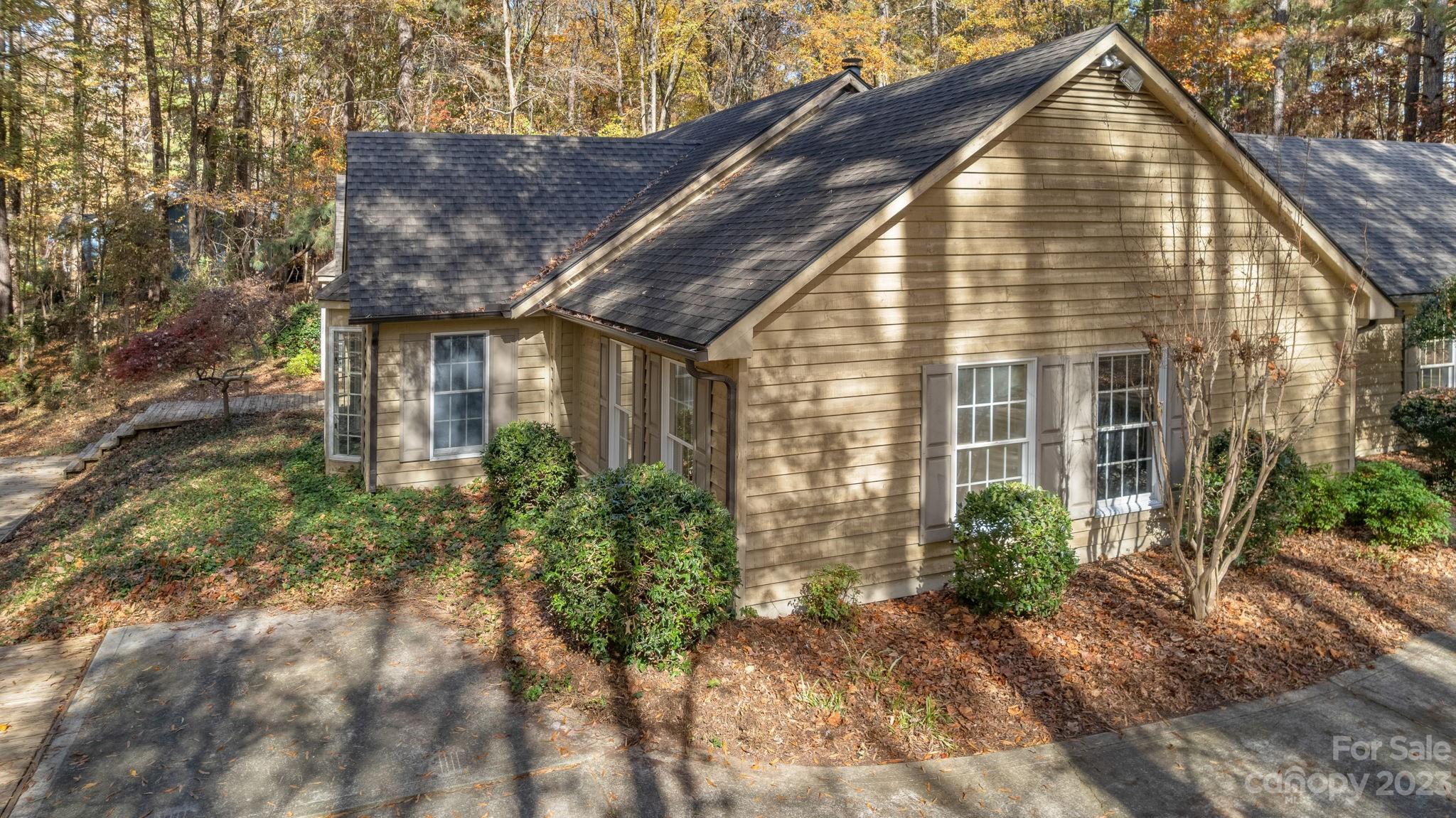 Black Horse Run - Residential