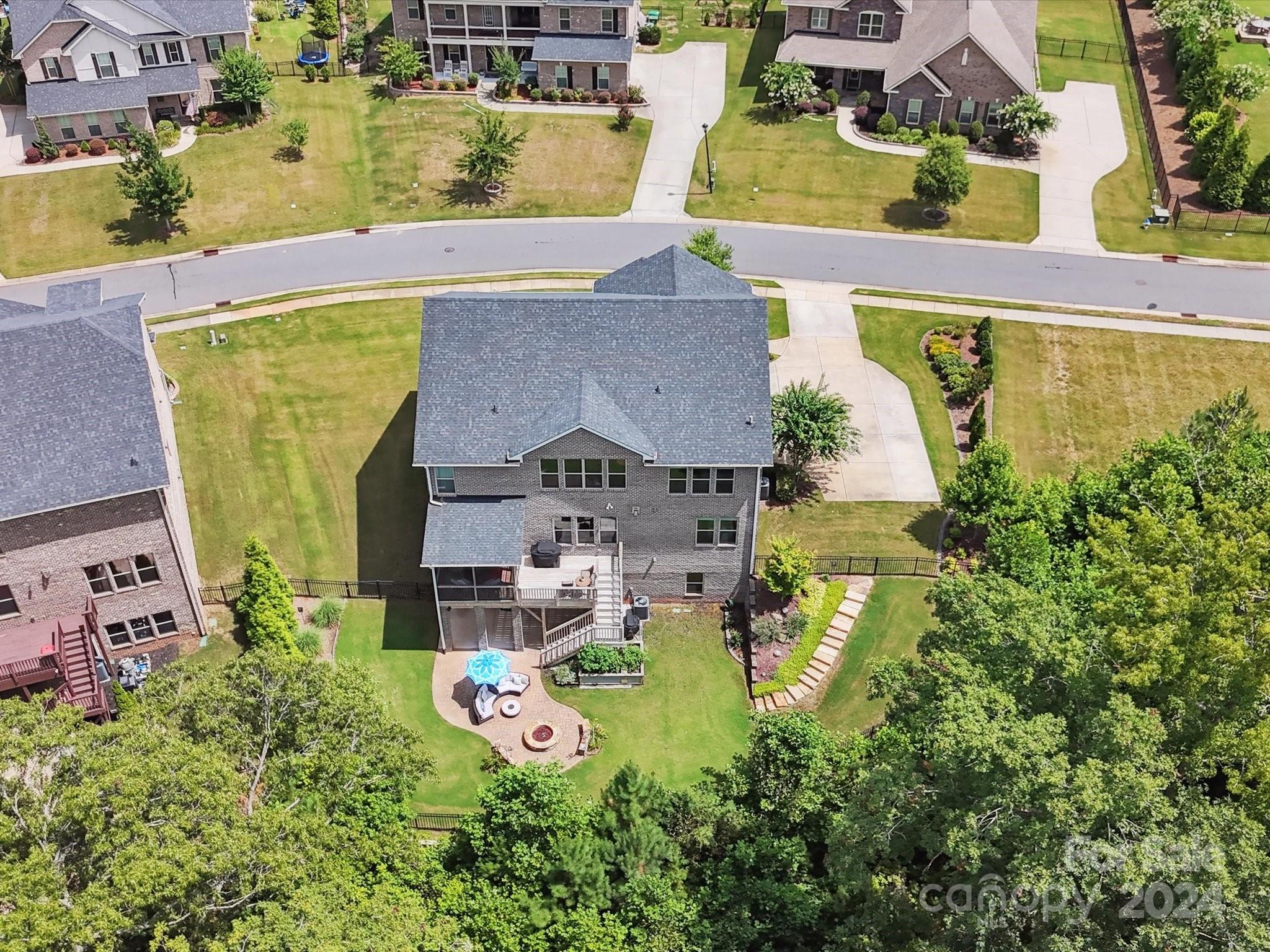 The Preserve At Riverchase - Residential