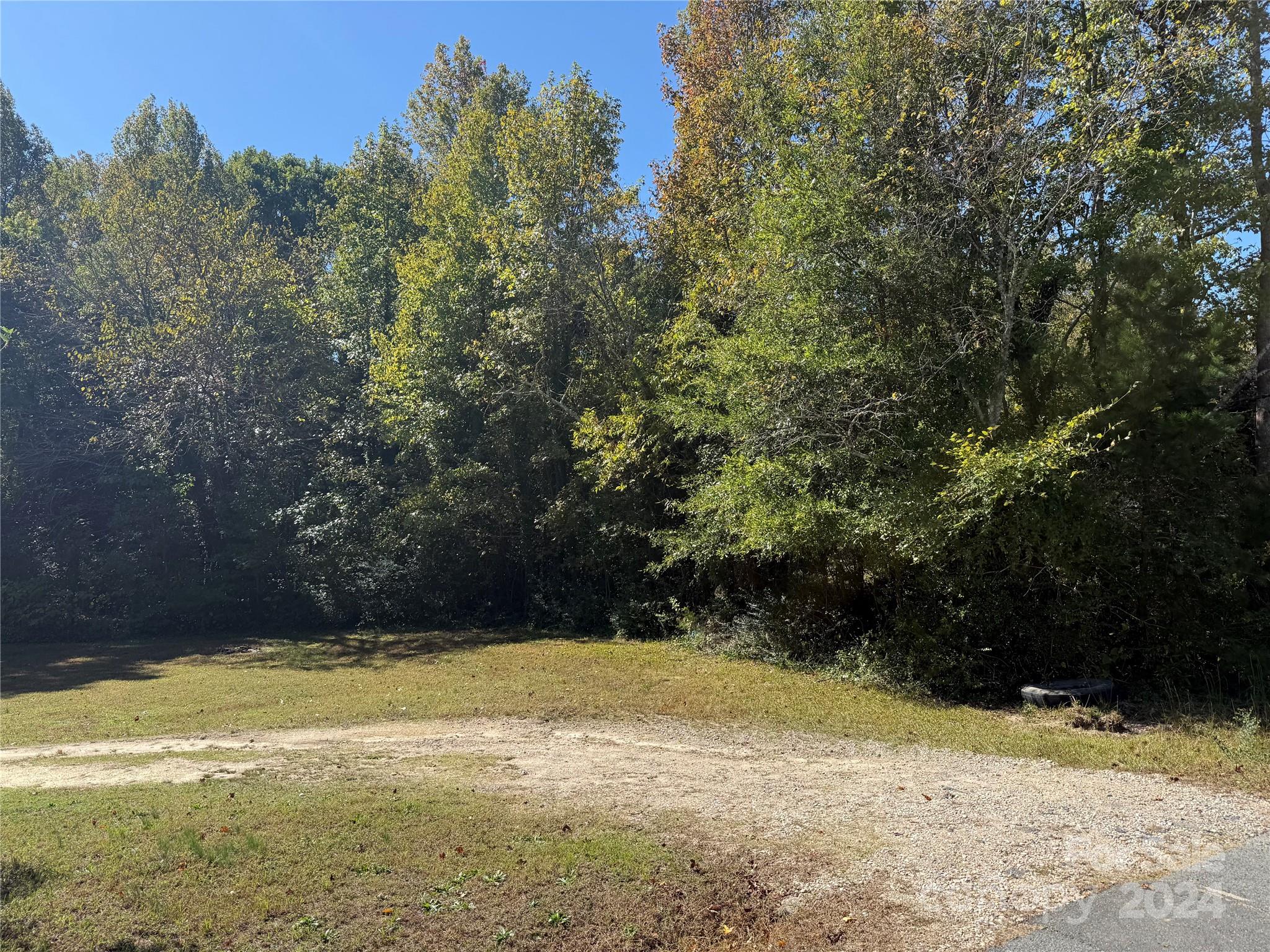 Located minutes from Downtown Kannapolis, this lot is ready for you to build your forever home. Lots of new construction going on around the area, get it while you can!