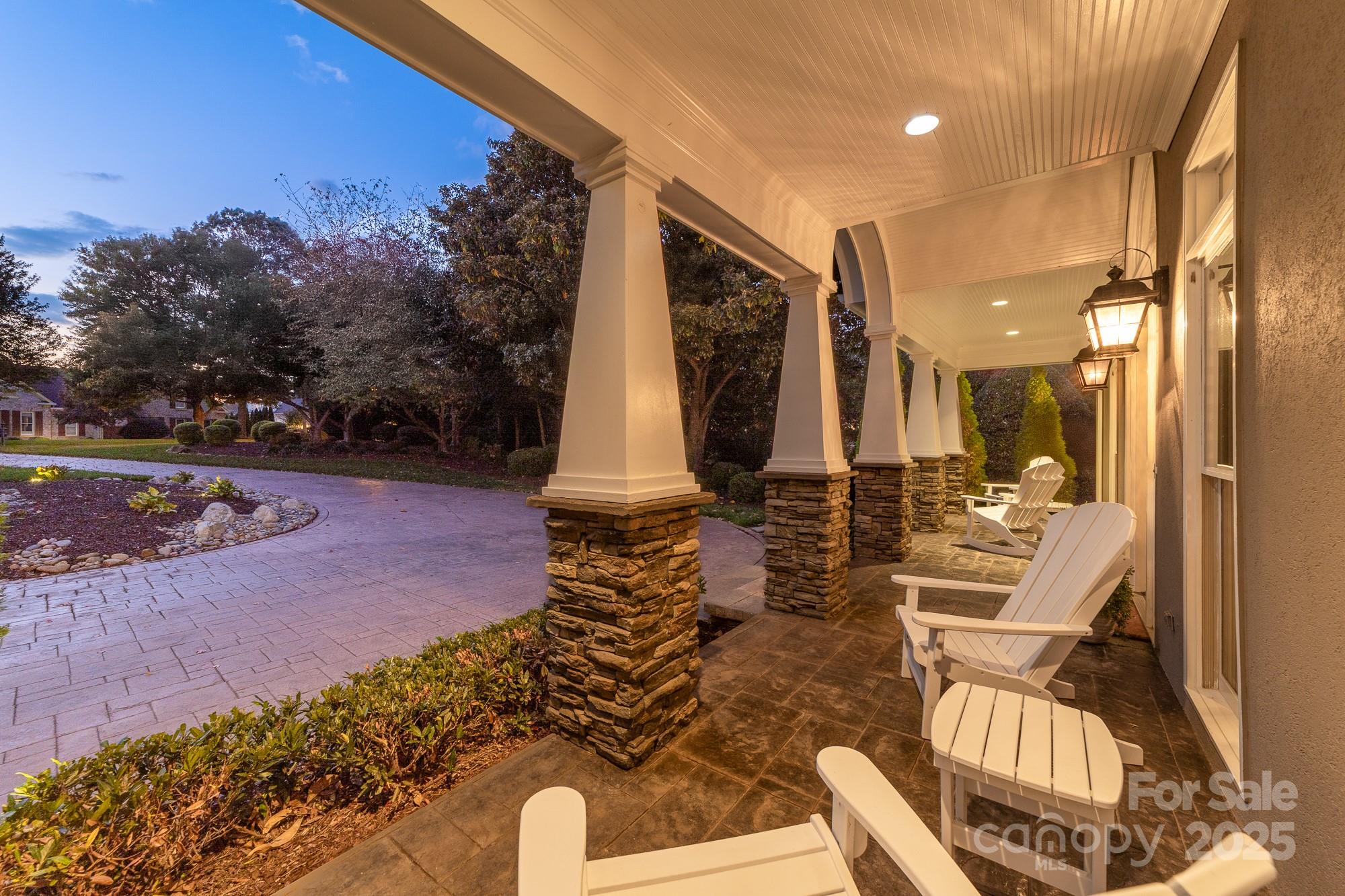The Peninsula - Residential