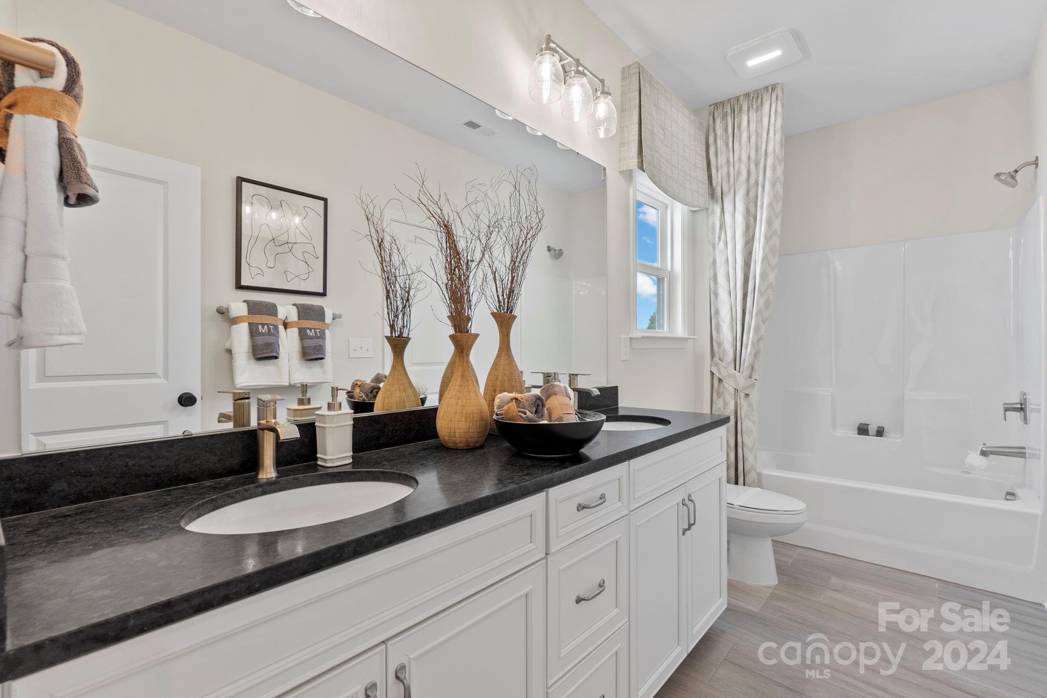 The Estates at Sugar Creek - Residential