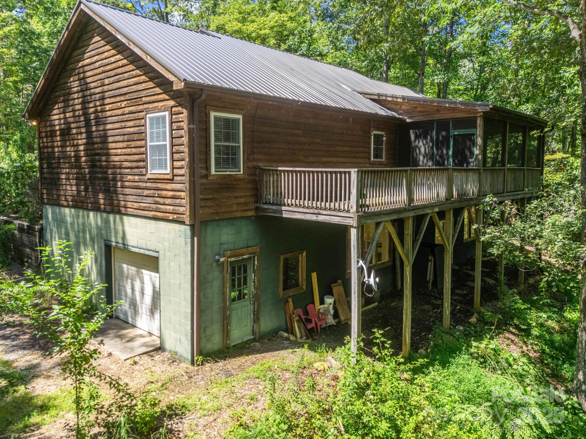 Gateway Mountain - Residential