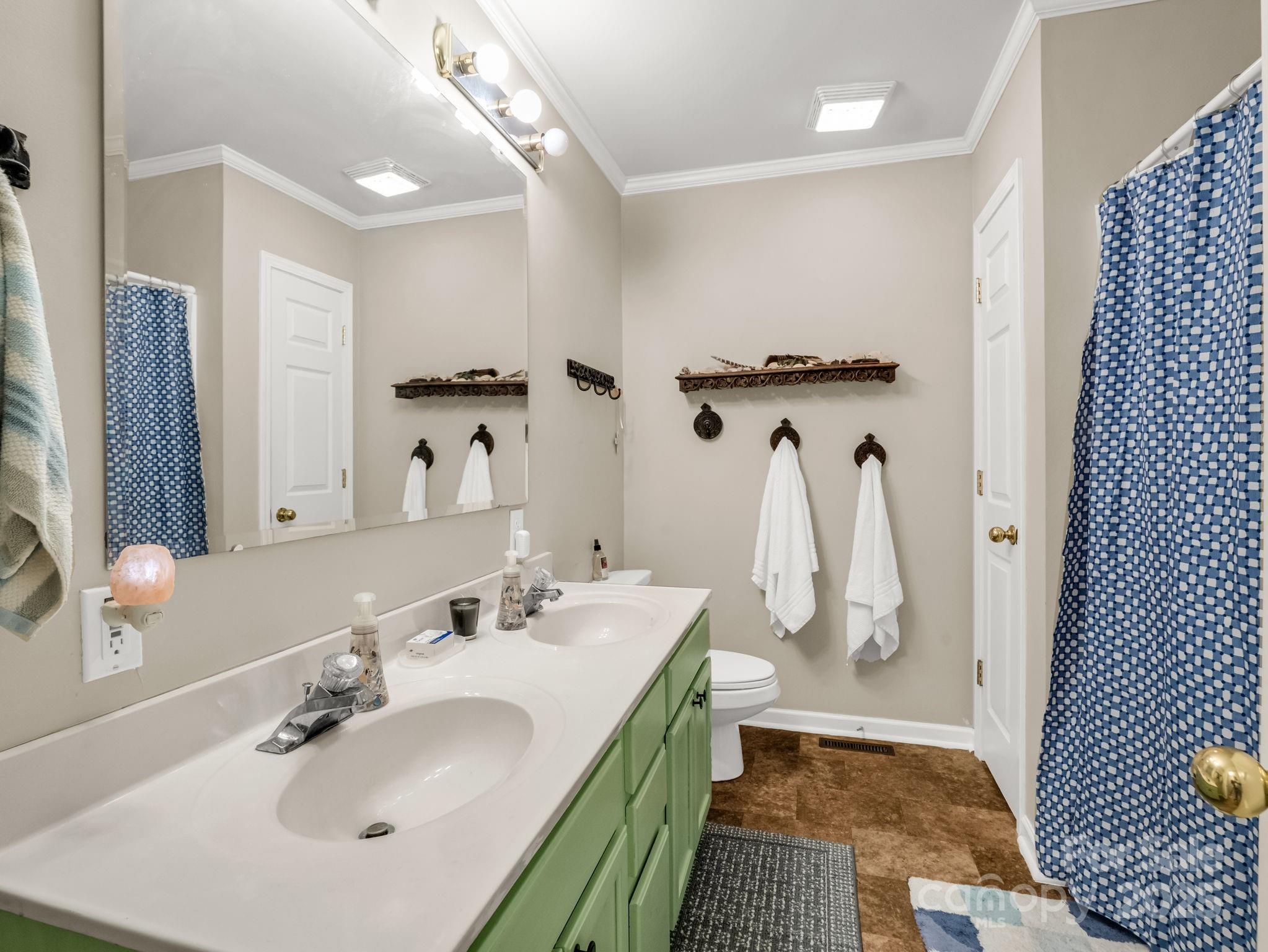 Gateway Mountain - Residential