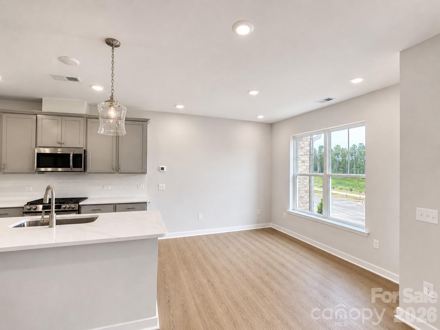 Hardy Pond - Residential