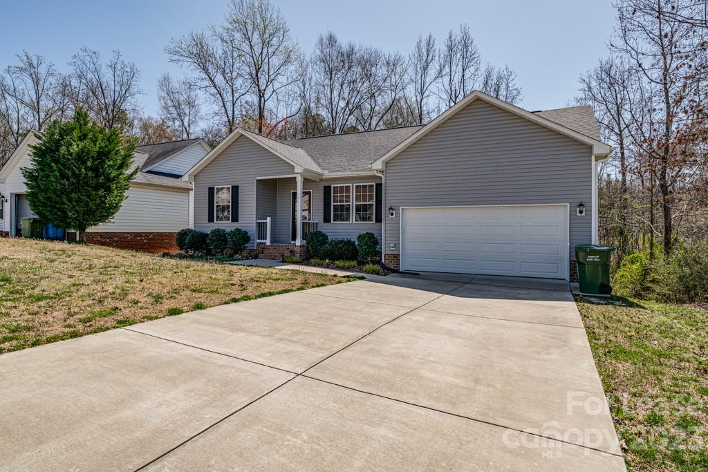 Avery Lake - Residential Lease