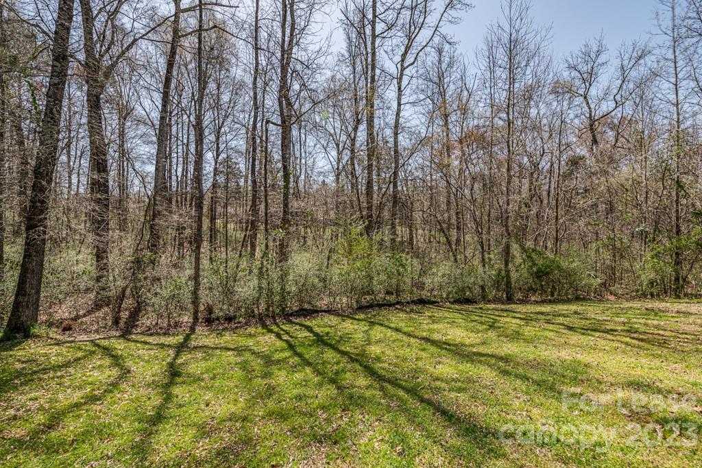 Avery Lake - Residential Lease