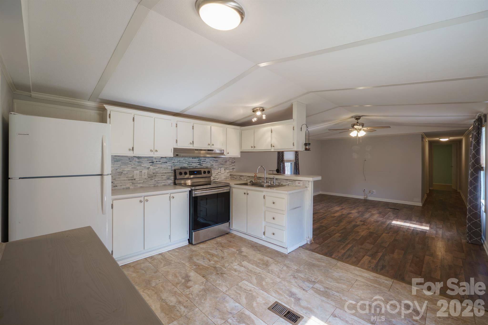 Summertree - Residential