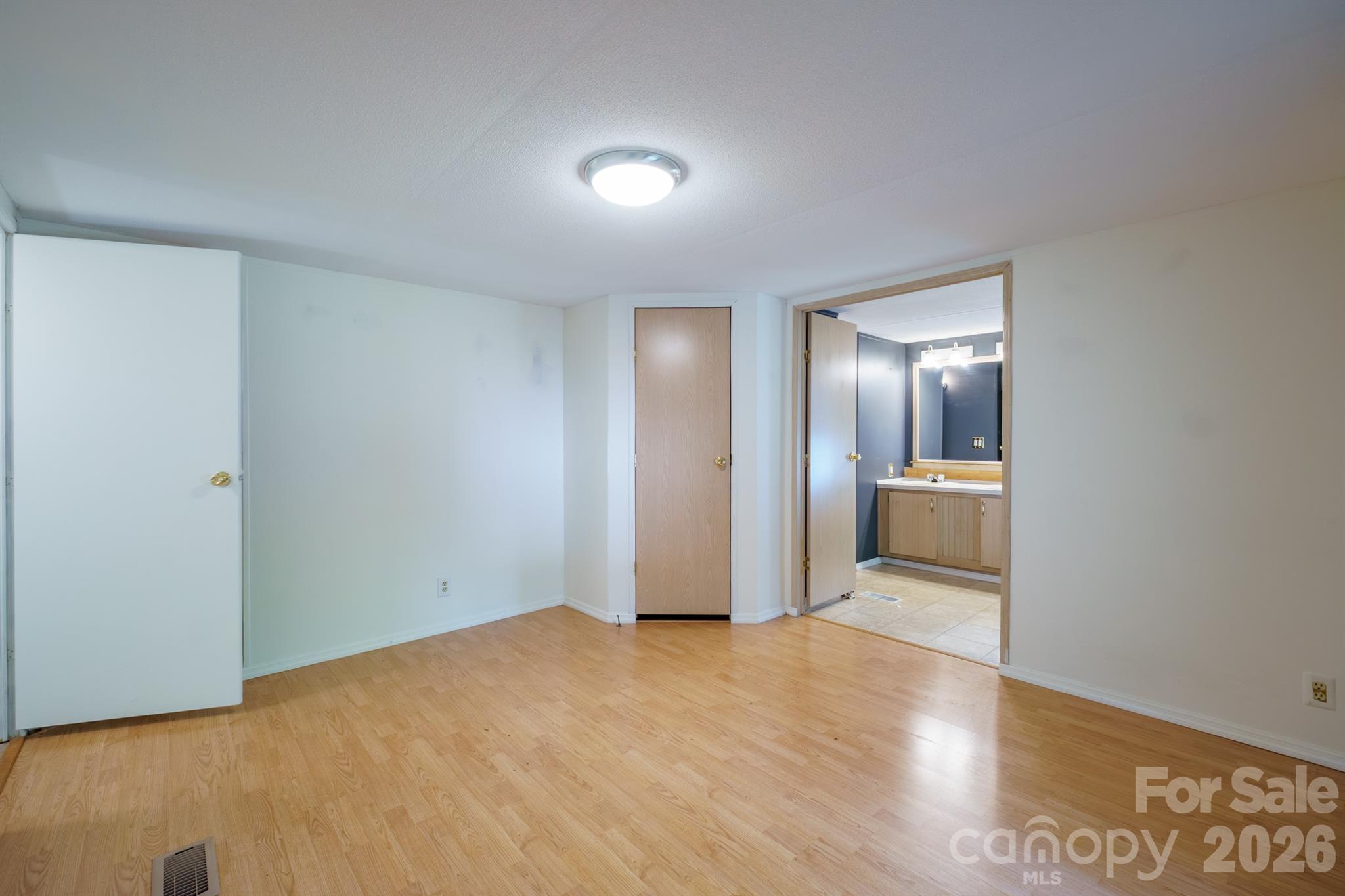 Summertree - Residential