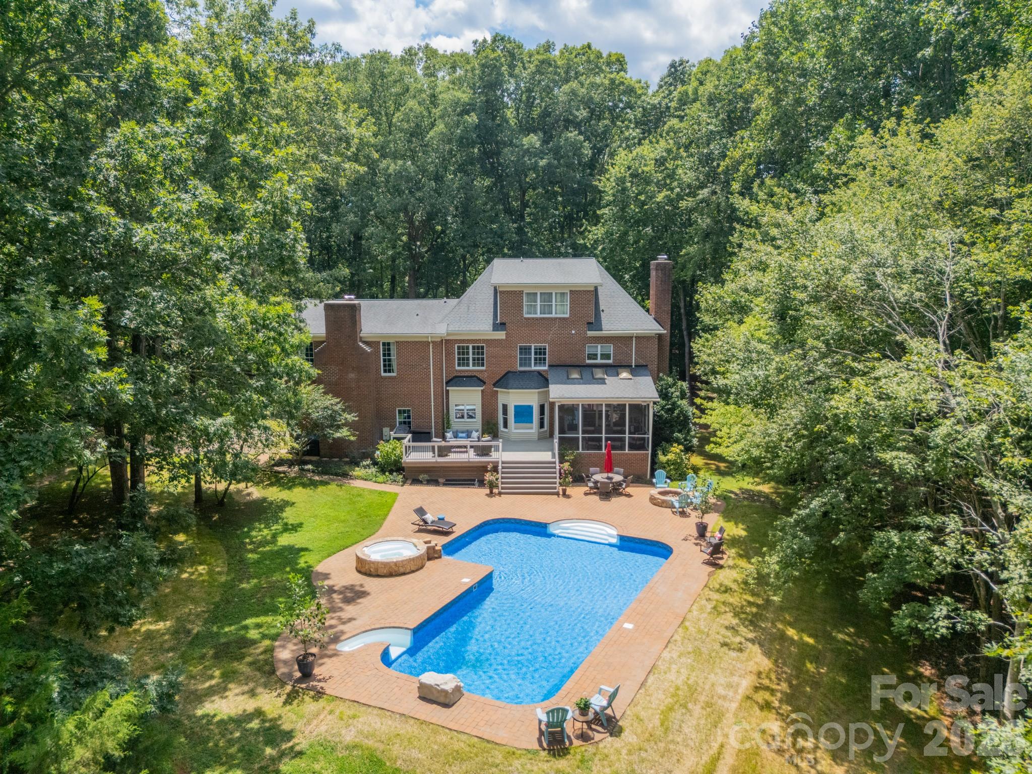 Providence Road Estates - Residential