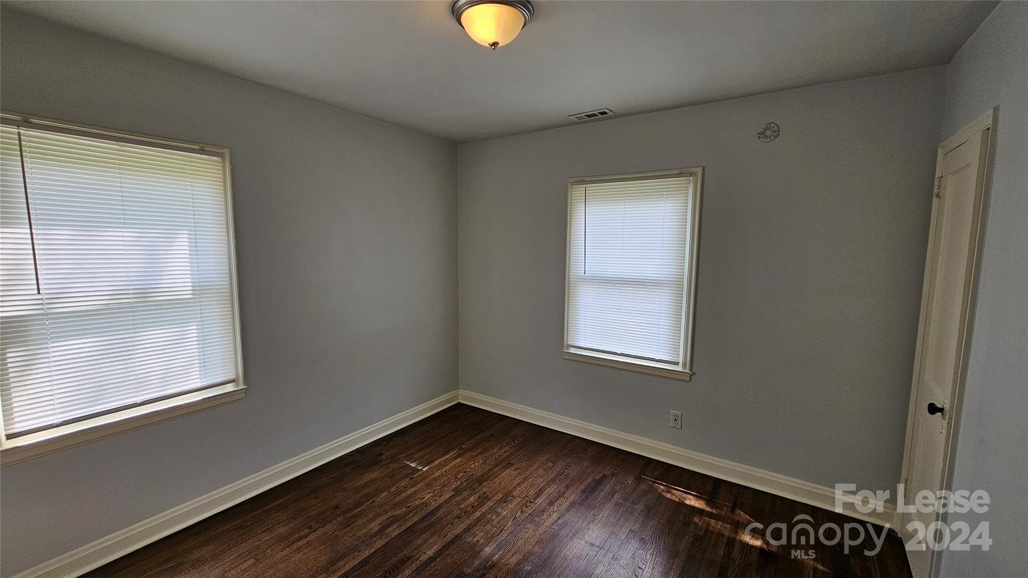 Plaza Hills - Residential Lease