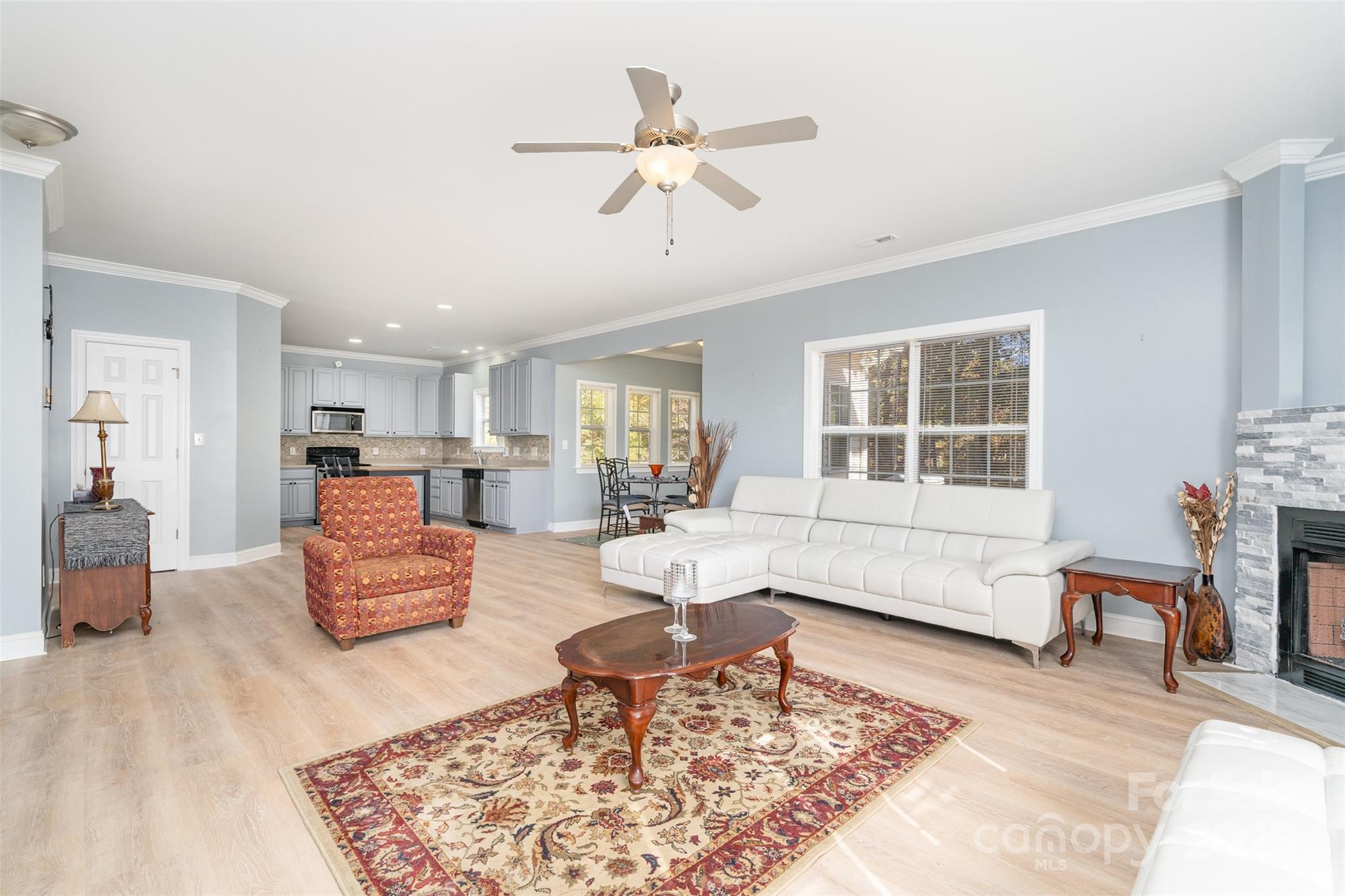 Grayson - Residential