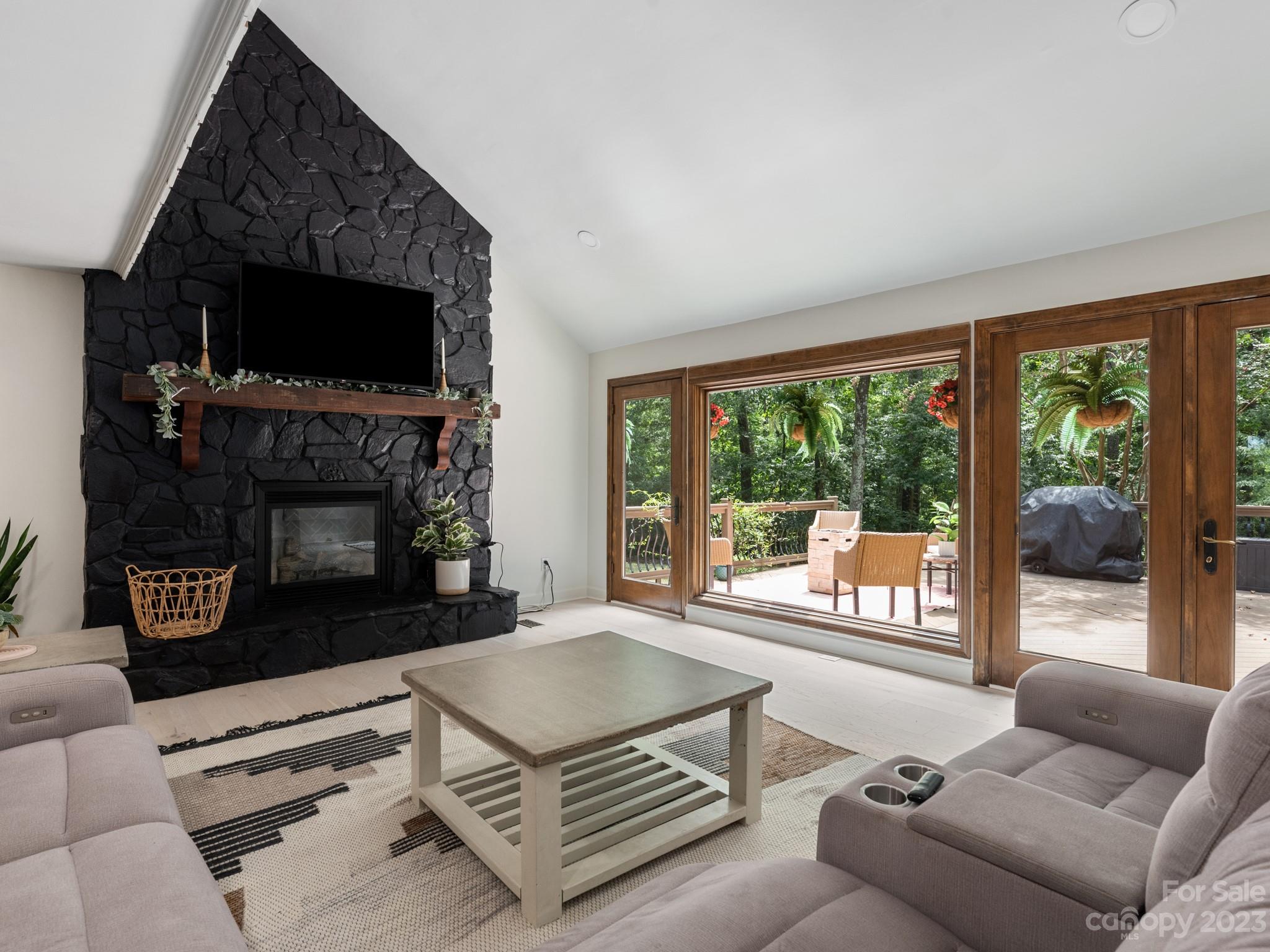 Beech Bluff - Residential