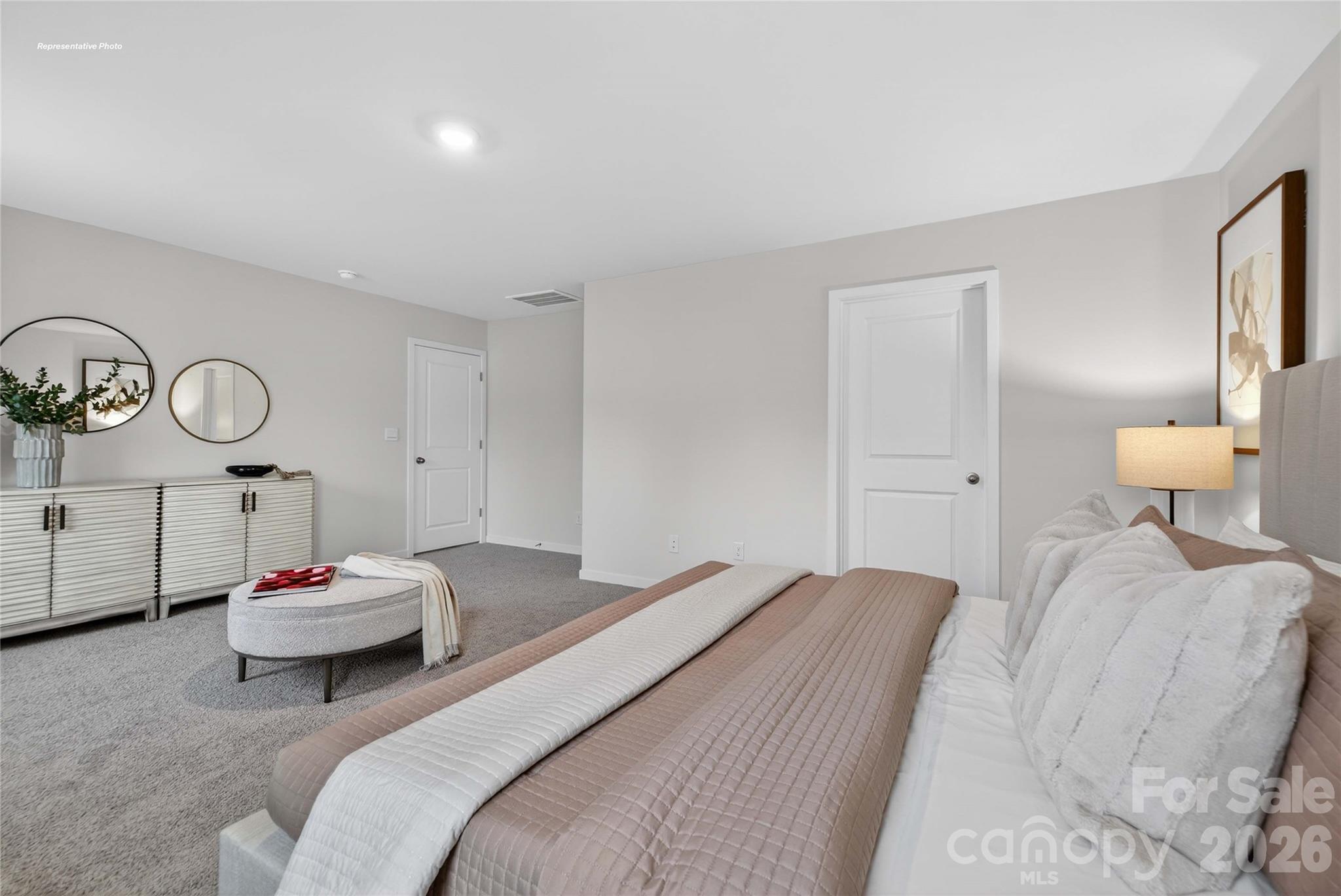The Hamptons at Hickory - Residential