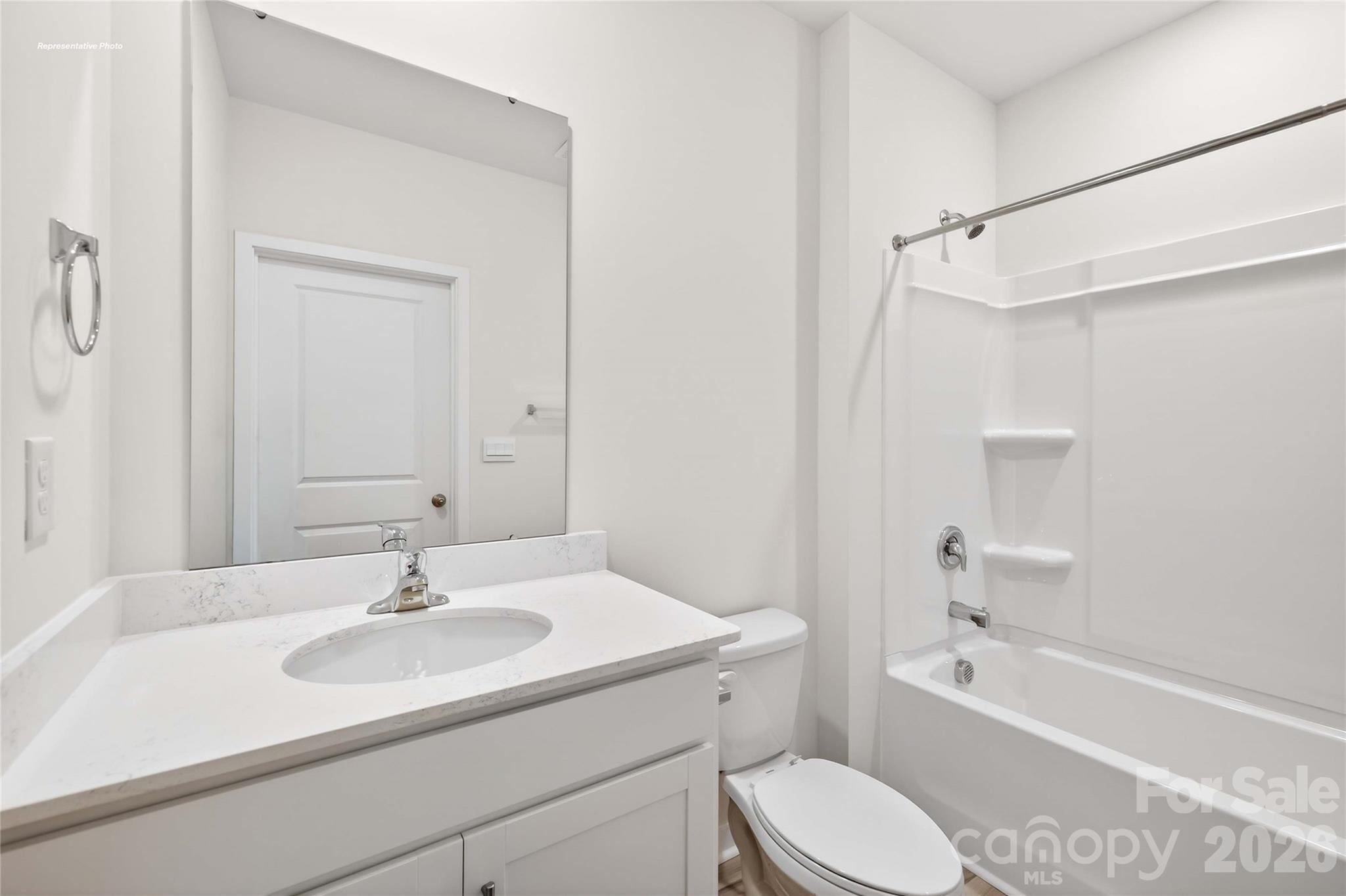 The Hamptons at Hickory - Residential