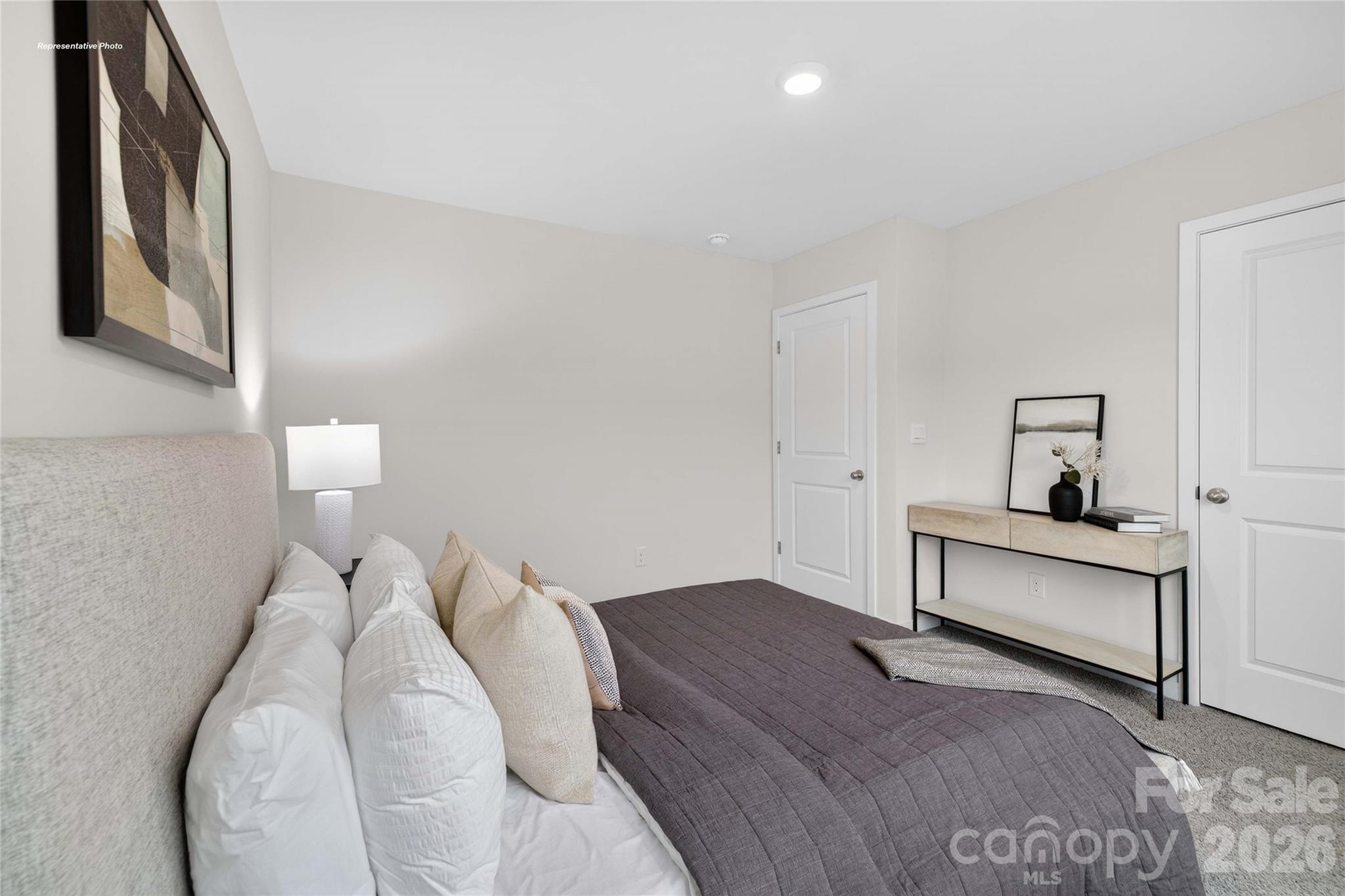 The Hamptons at Hickory - Residential