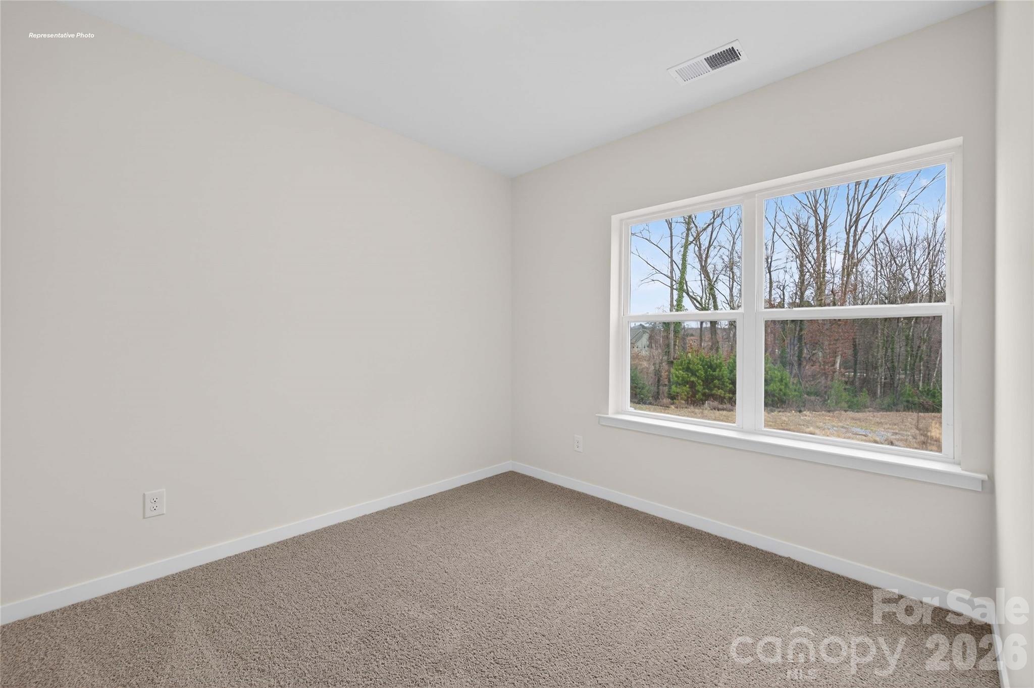 The Hamptons at Hickory - Residential