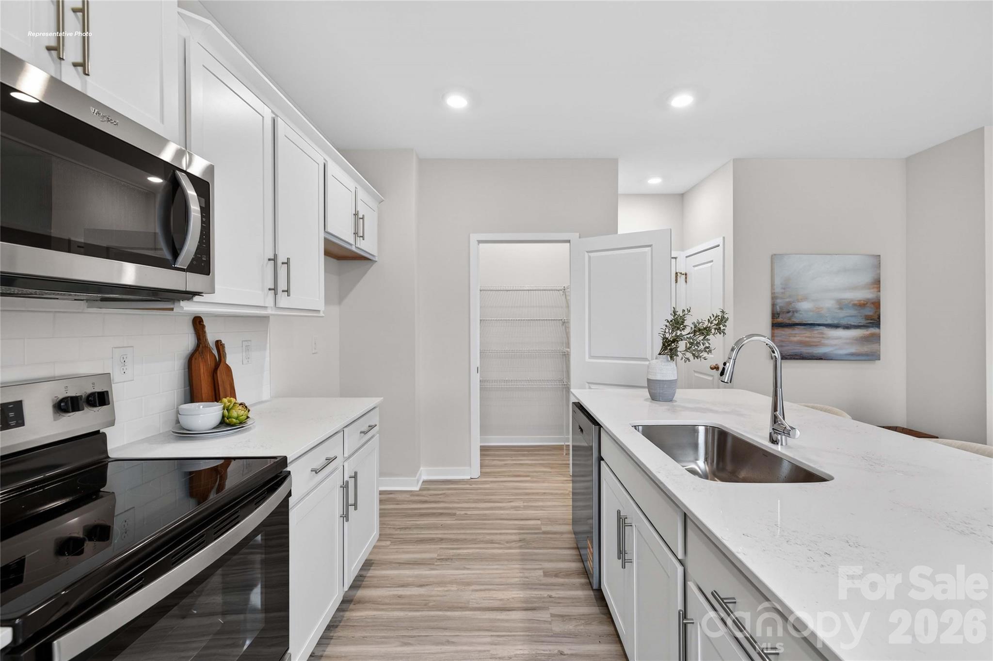 The Hamptons at Hickory - Residential