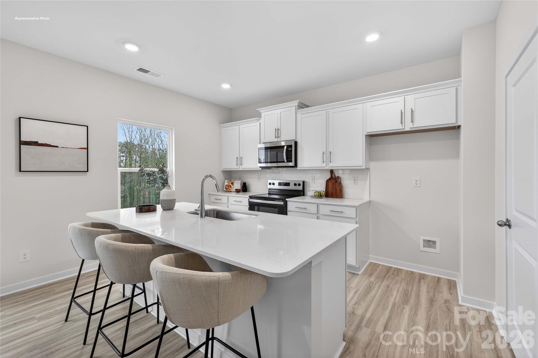The Hamptons at Hickory - Residential