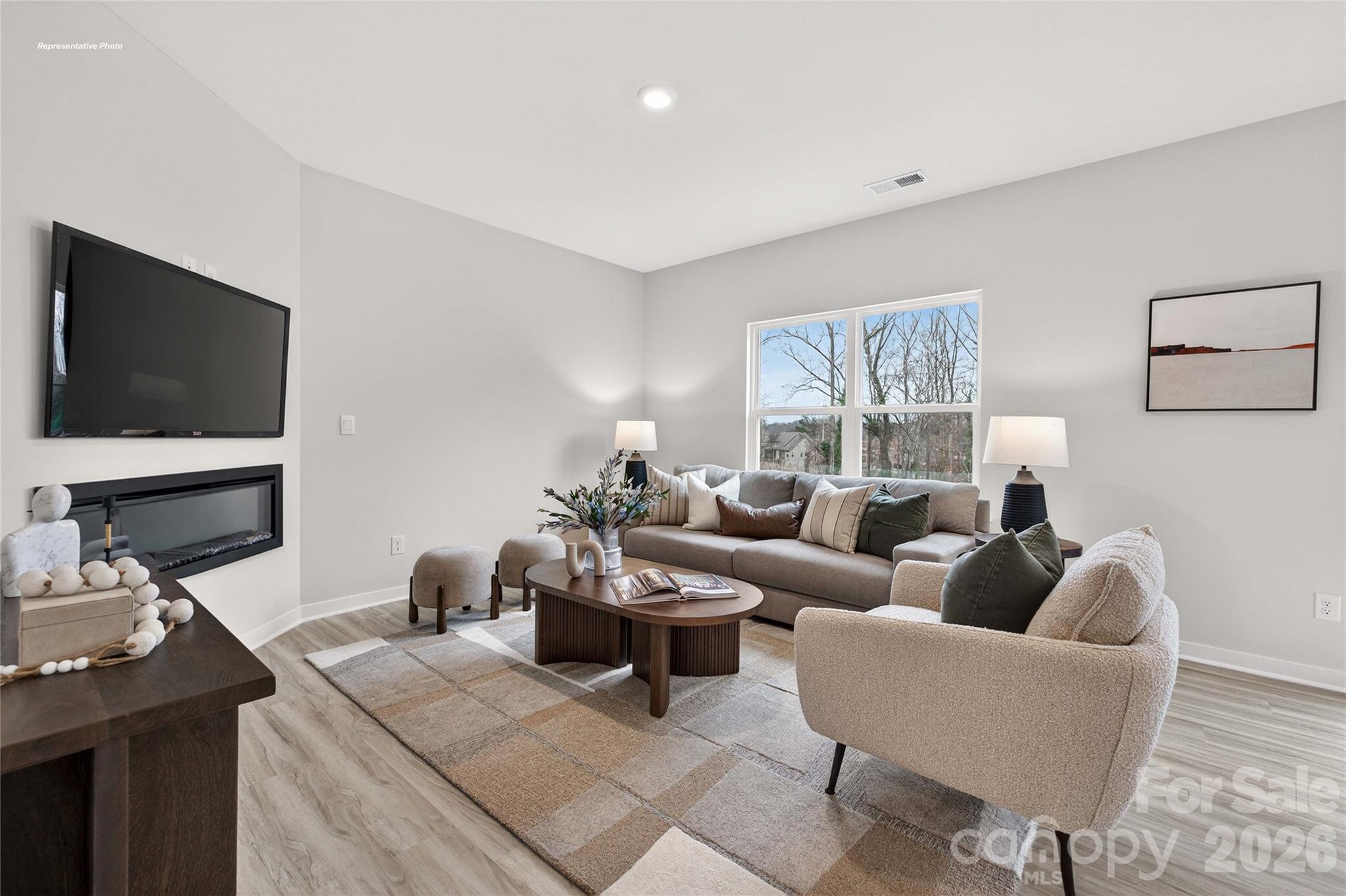 The Hamptons at Hickory - Residential