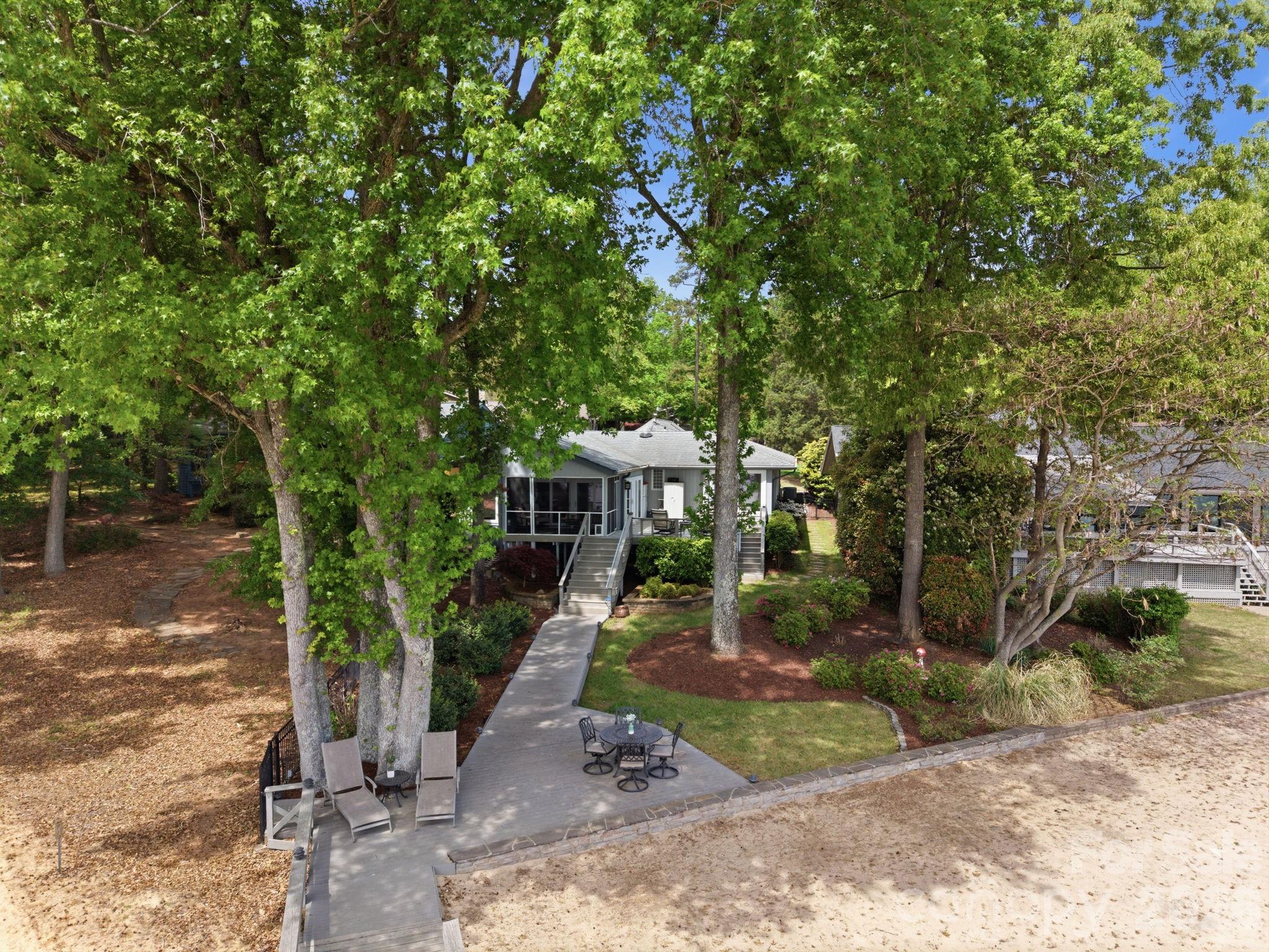 River Hills - Residential