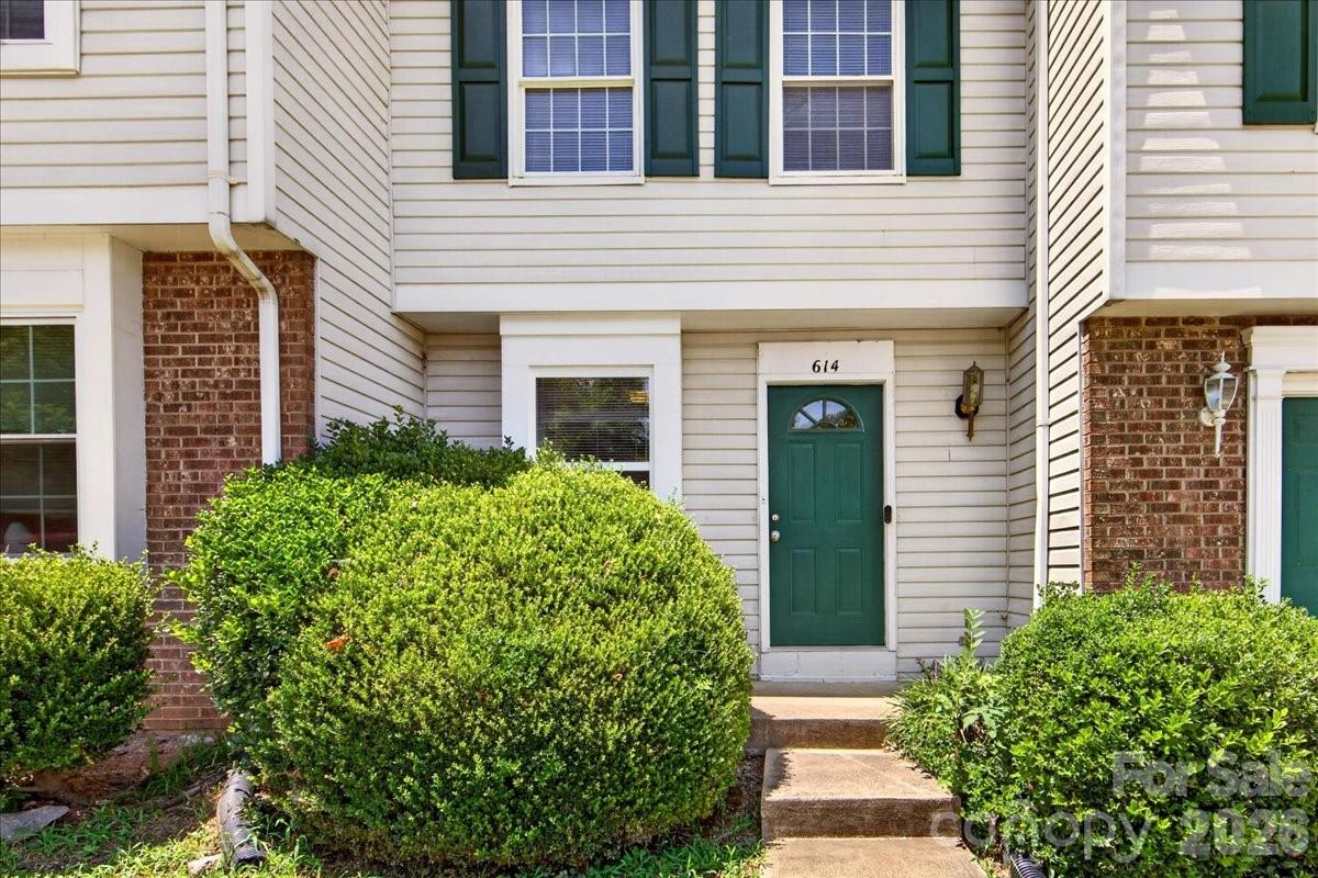 Alexander Towne - Residential