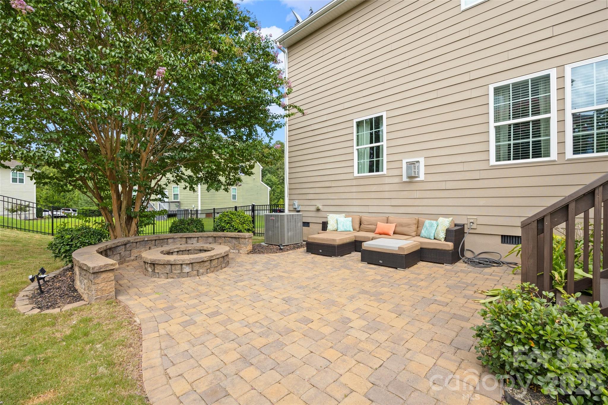 Southern Trace - Residential