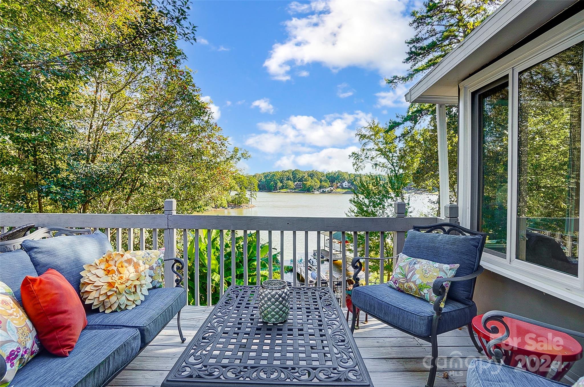 Tega Cay - Residential