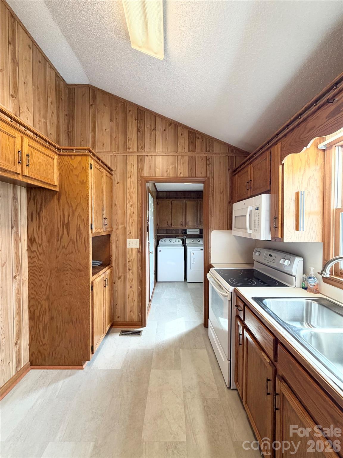Shady Oaks - Residential