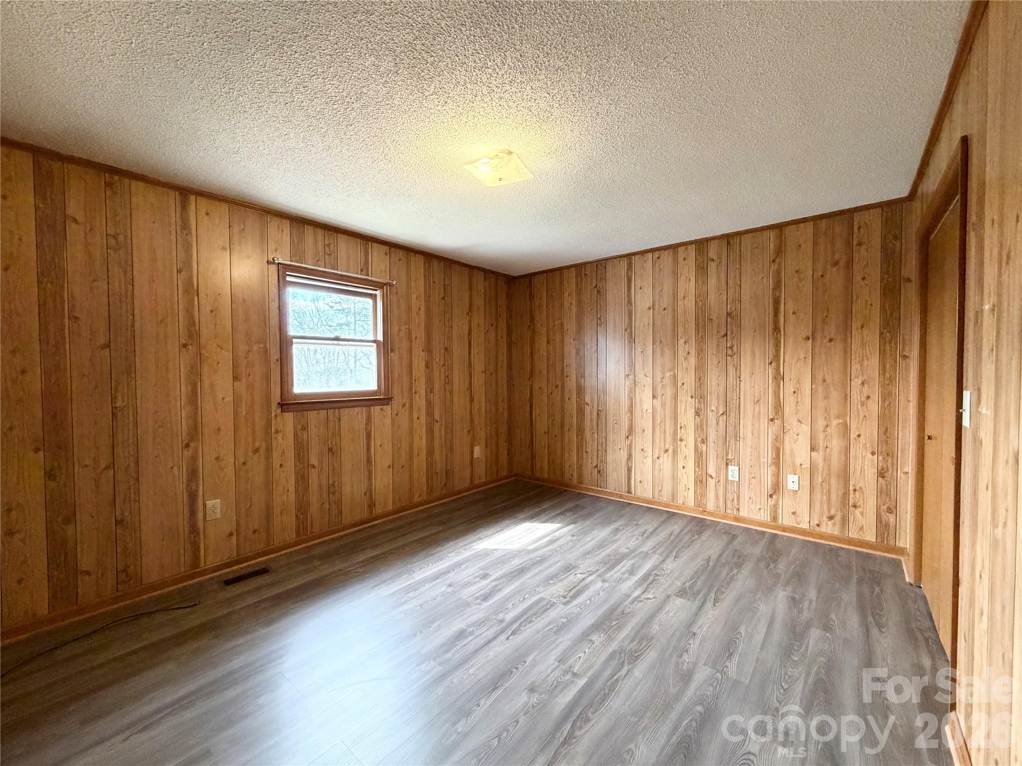Shady Oaks - Residential